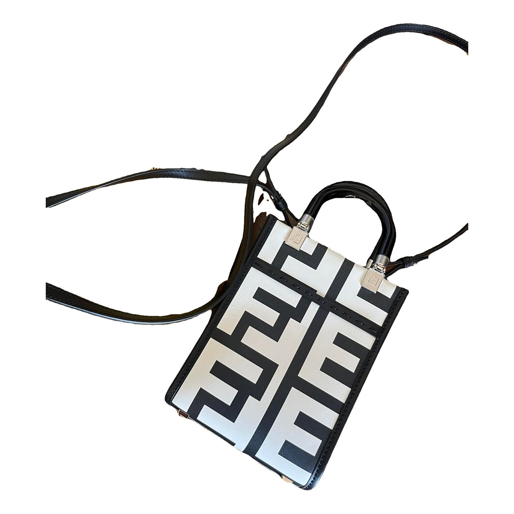 Mon Trésor leather crossbody bag