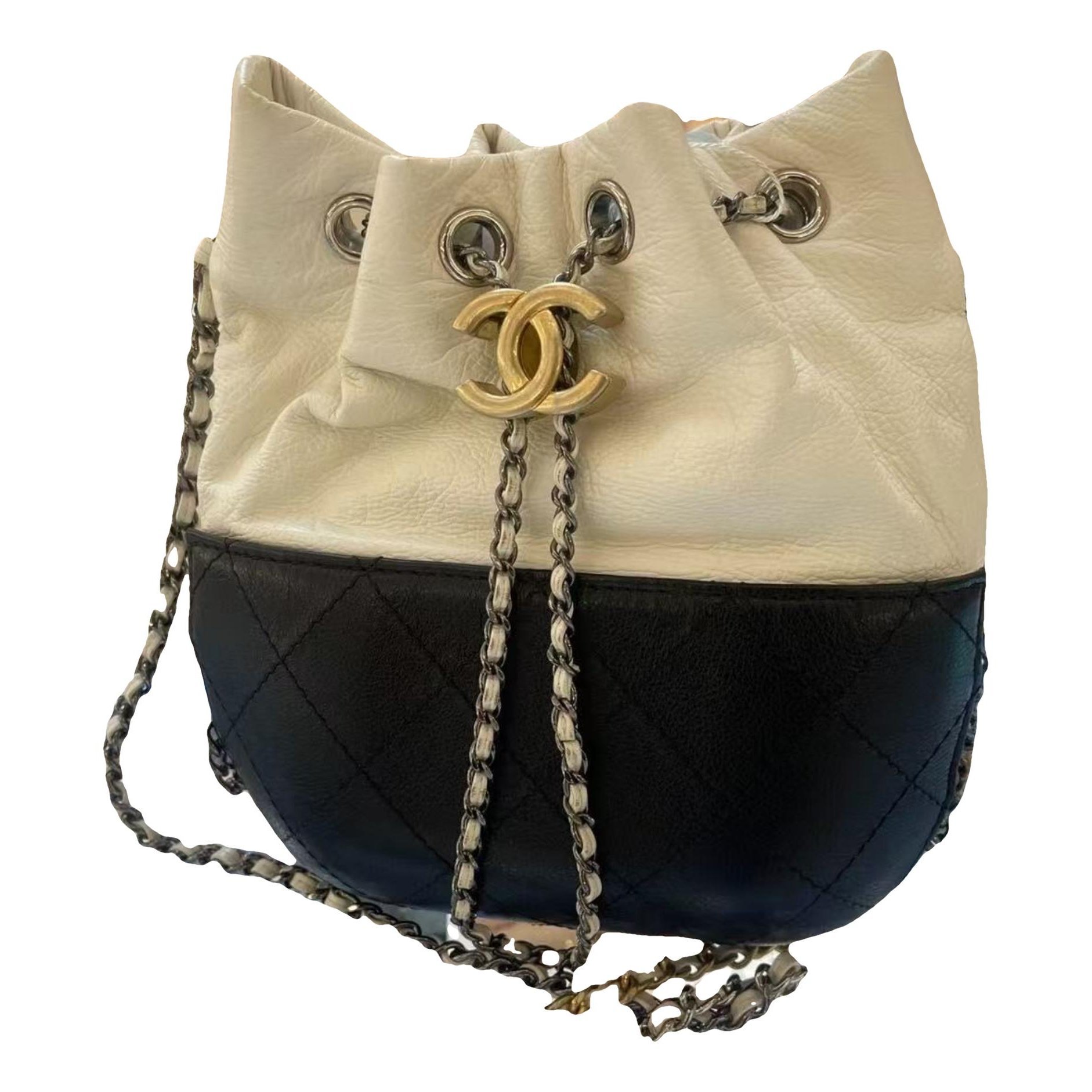 Gabrielle Bucket leather crossbody bag