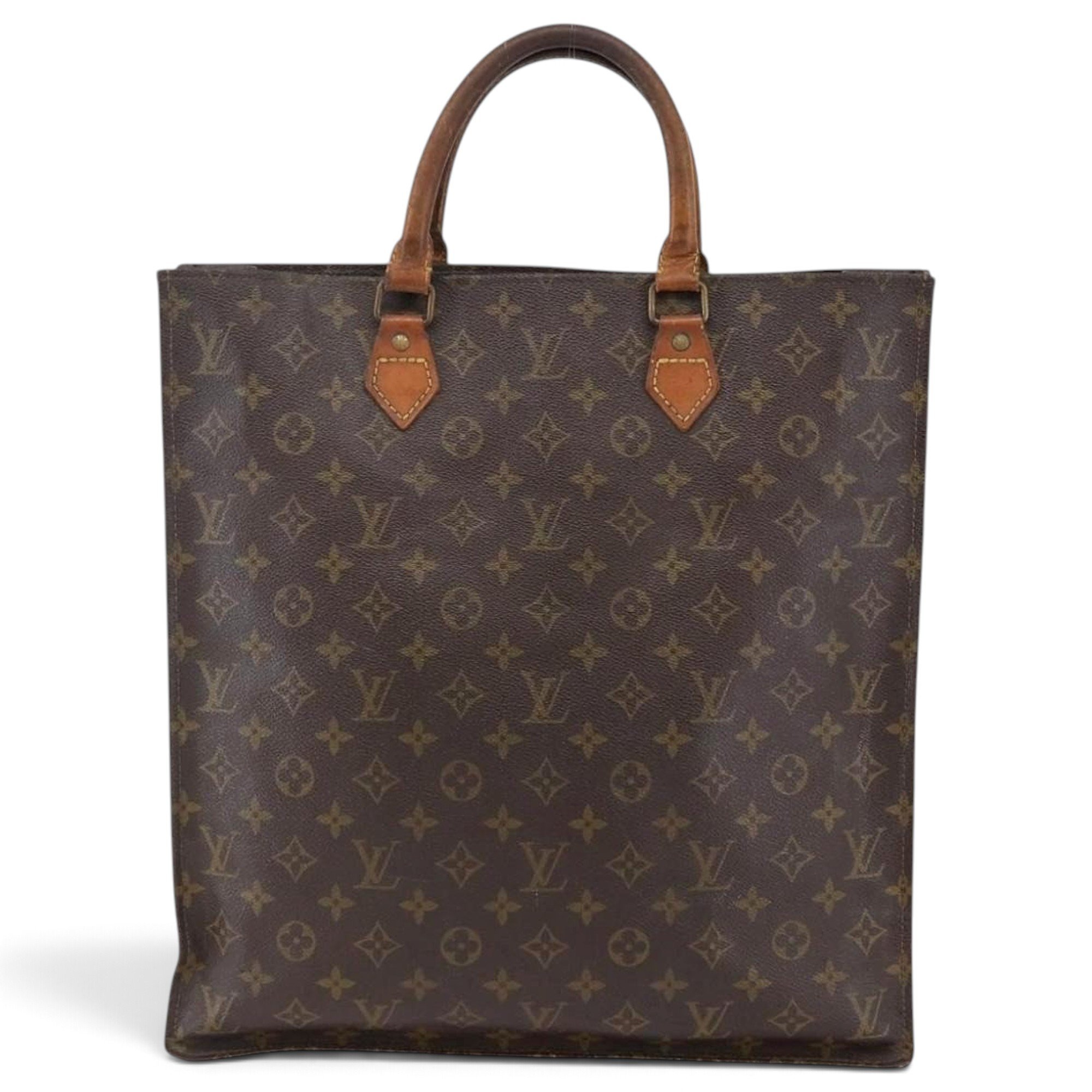 Plat leather handbag