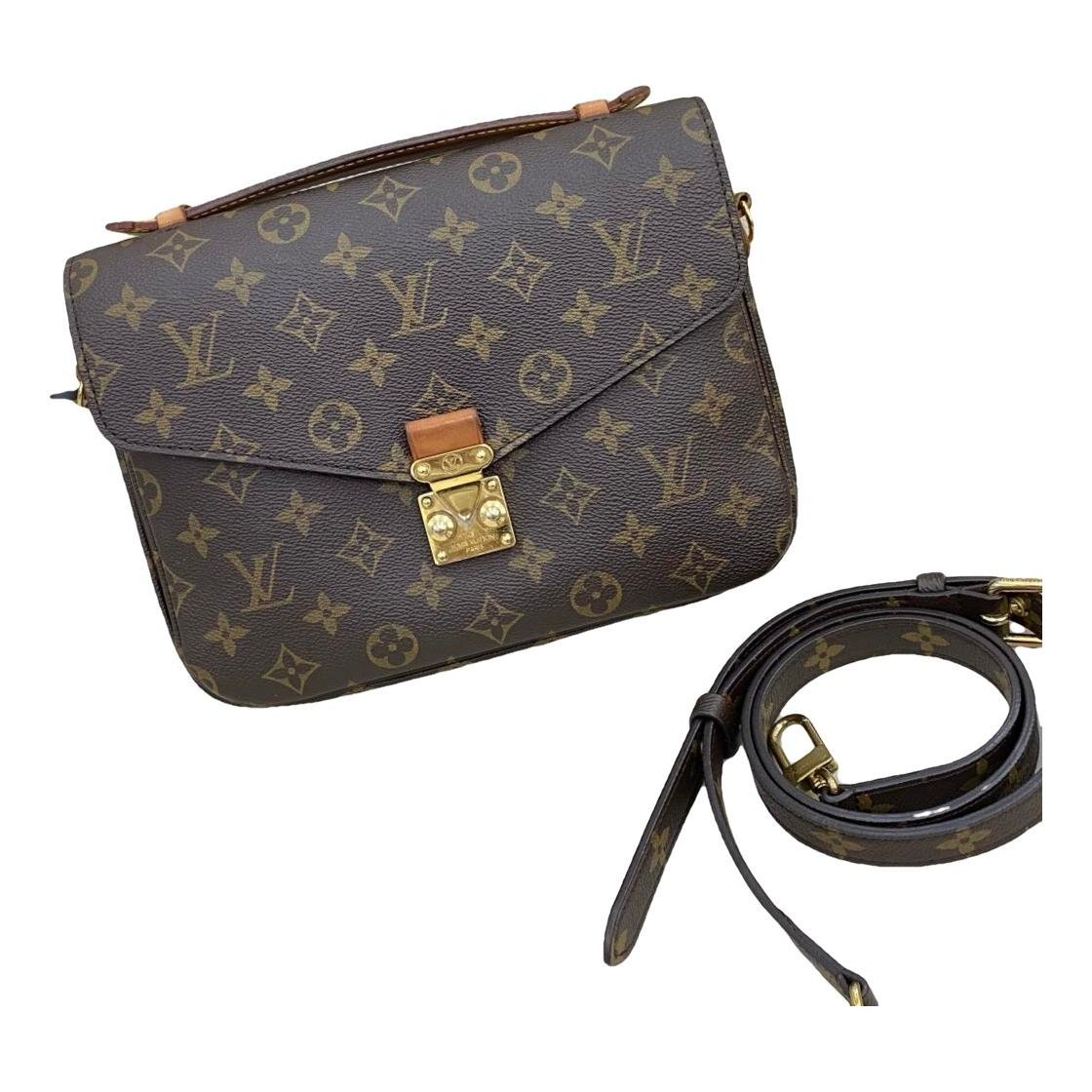 Metis leather handbag