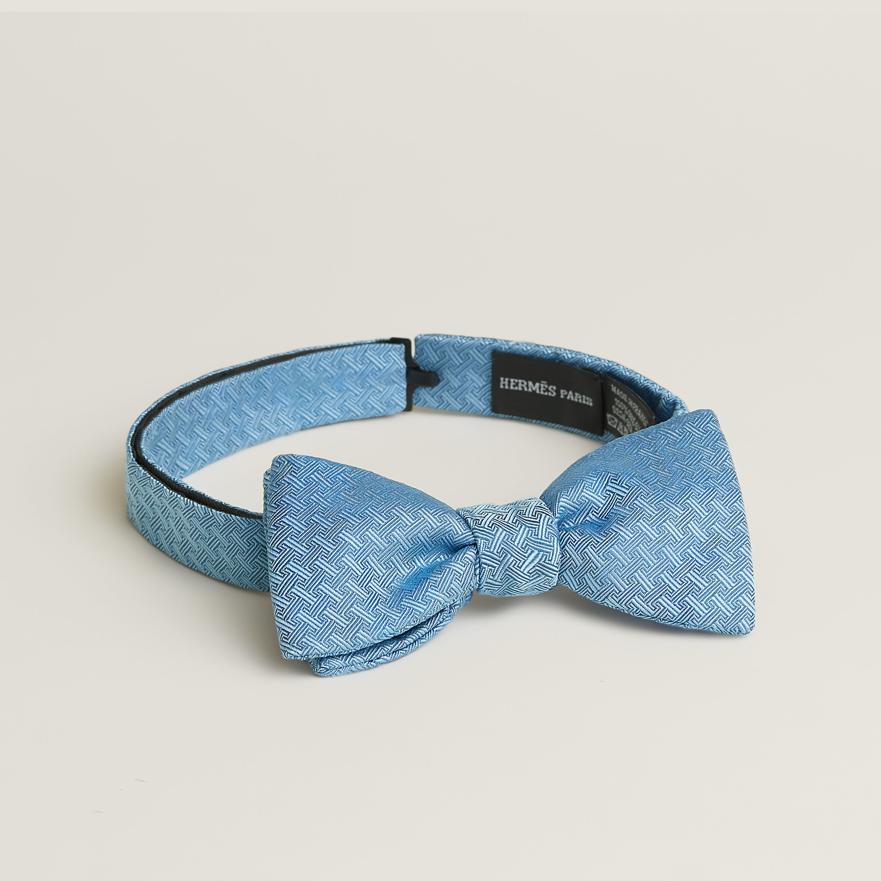 H Discret Unie bow tie