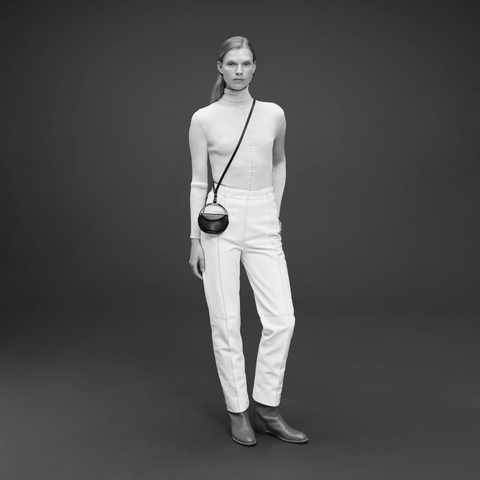 Noir En Piste Clutch