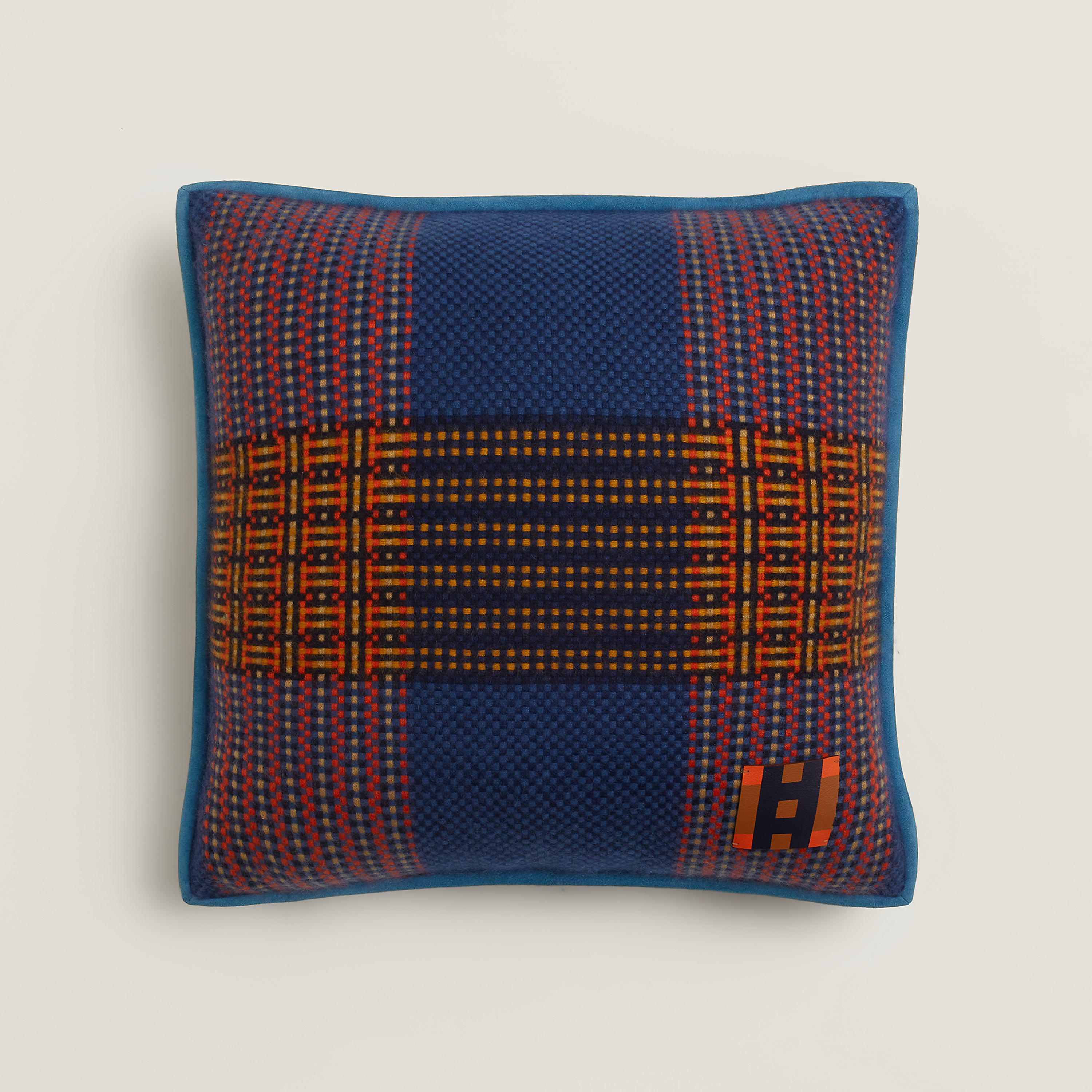 Bordage pillow