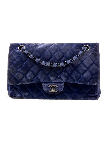 Classic Medium Velvet Double Flap