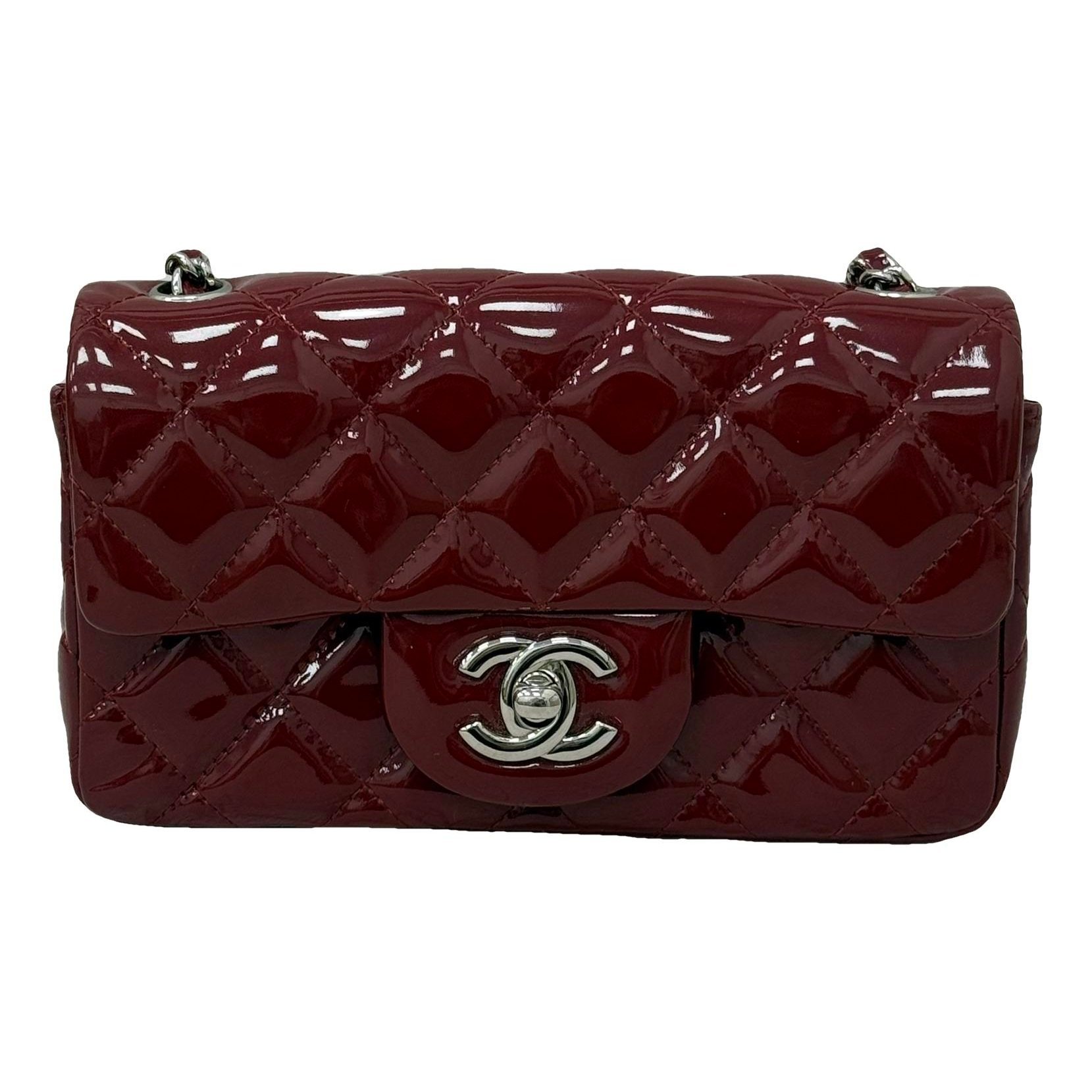 Timeless/Classique patent leather handbag