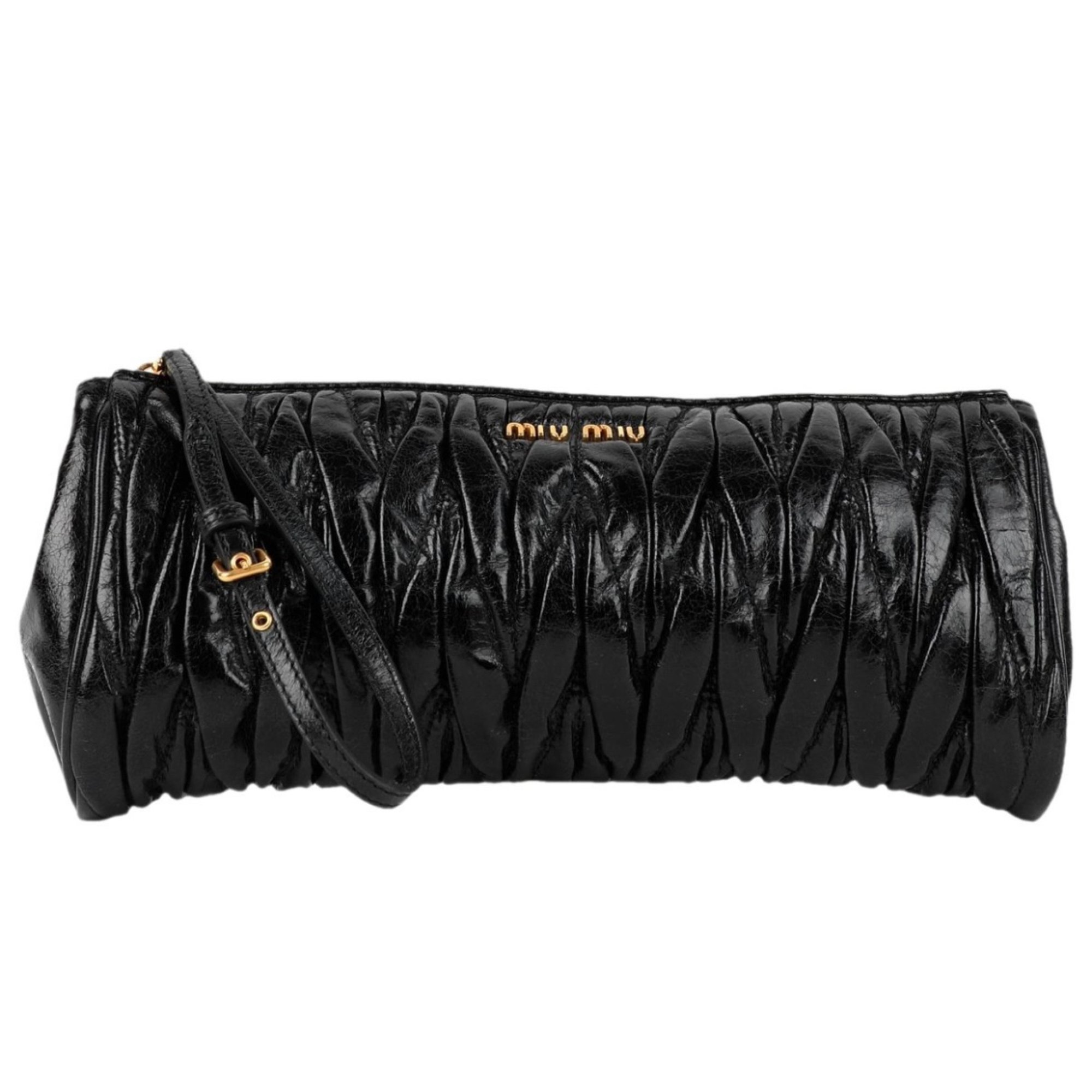 Matelassé patent leather clutch bag