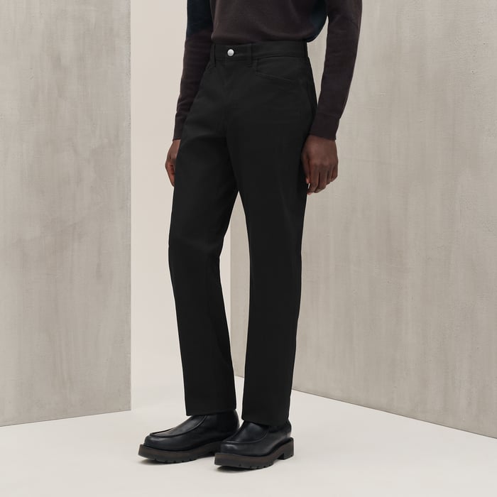 Noir Straight Cut Jeans