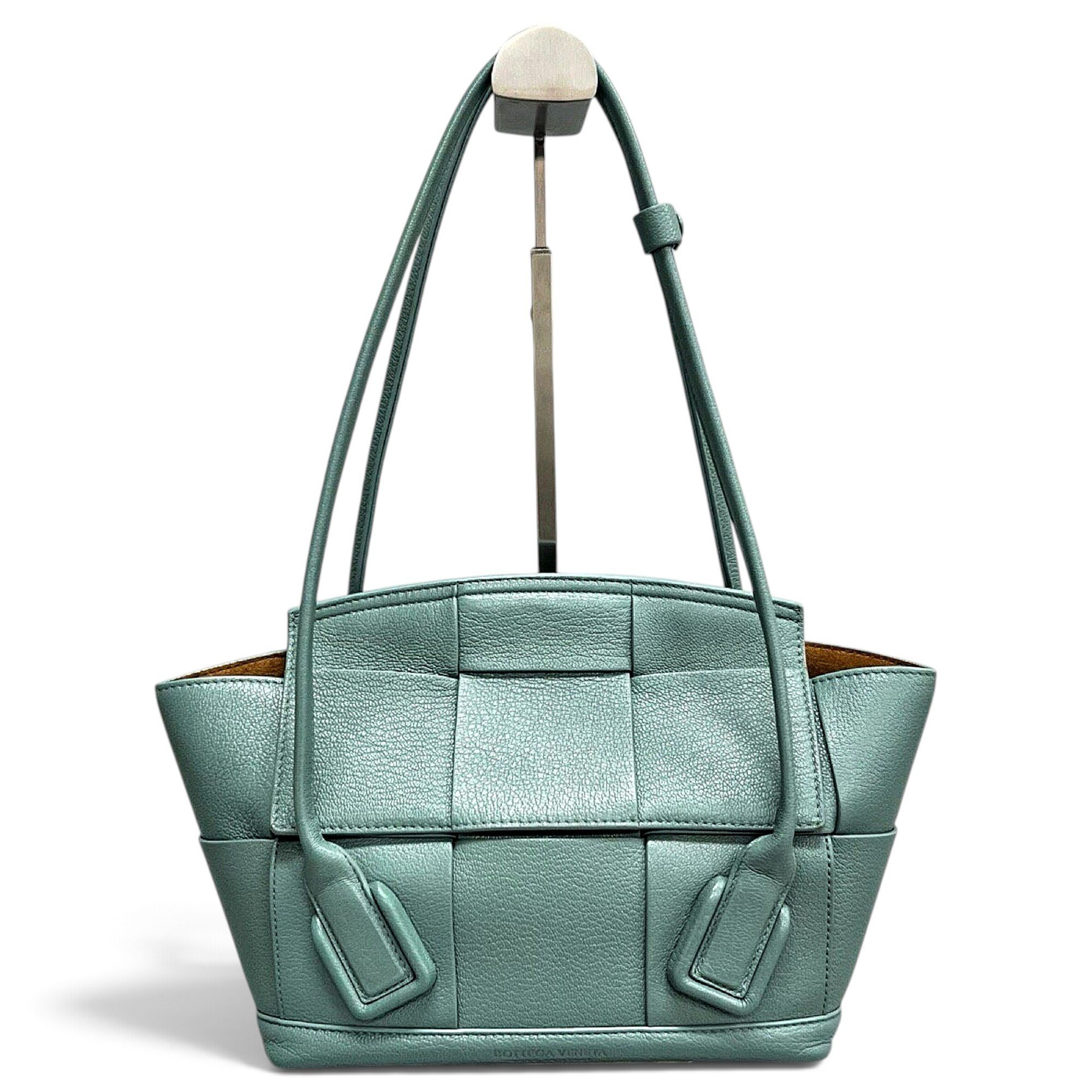 Arco leather tote