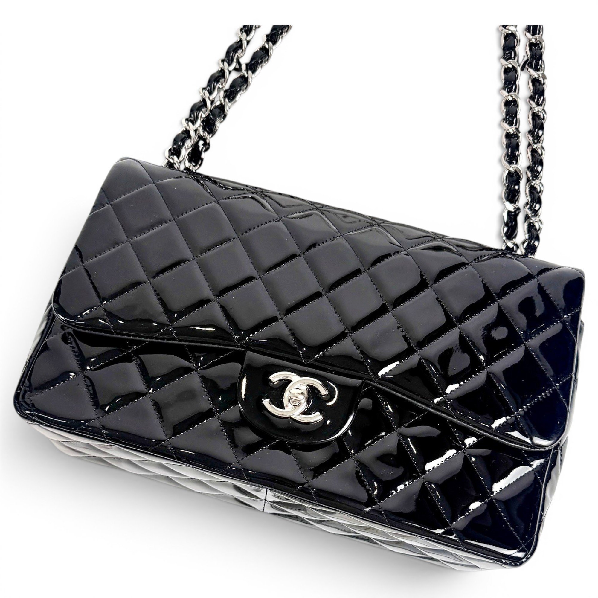 Timeless/Classique patent leather handbag