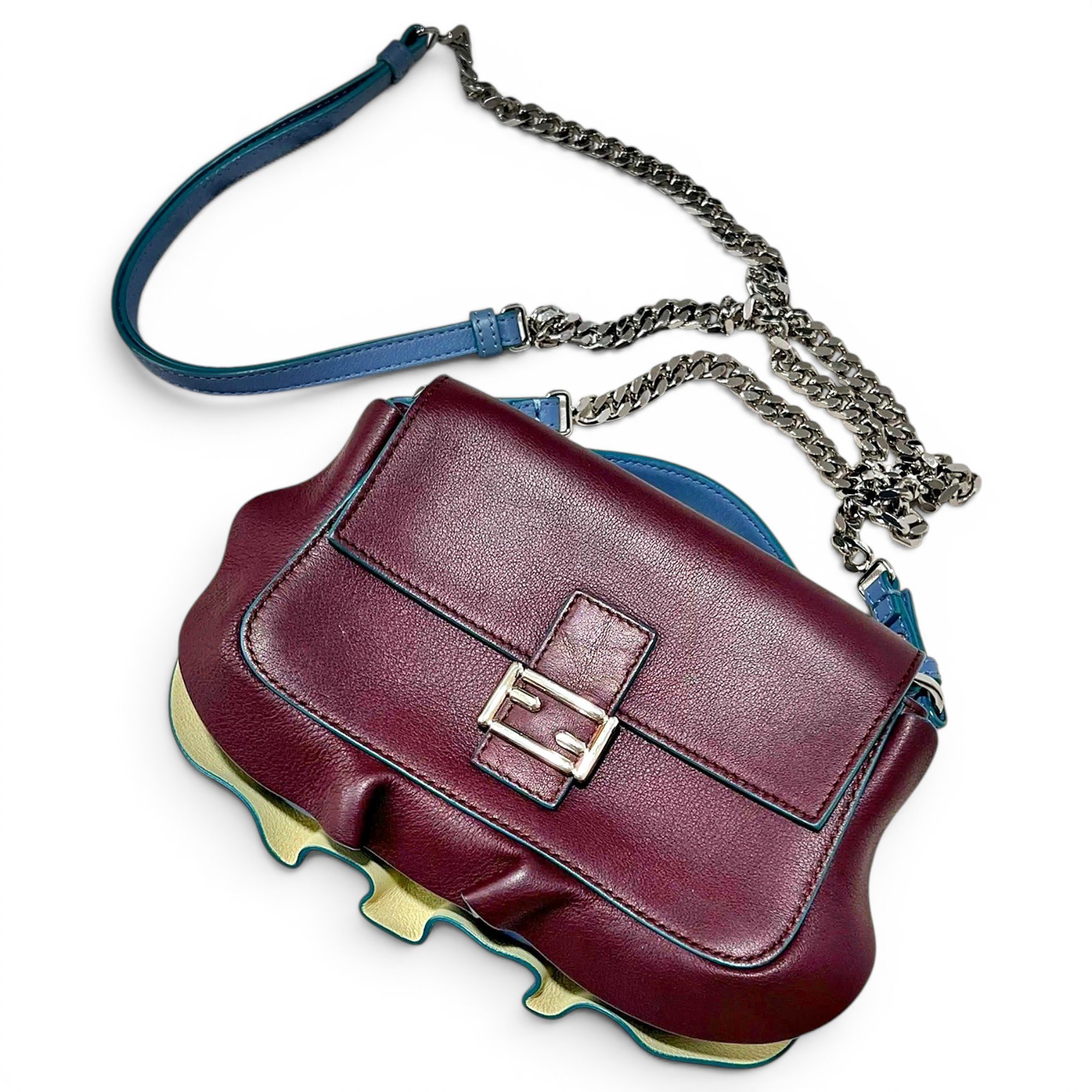 Baguette Chain leather handbag