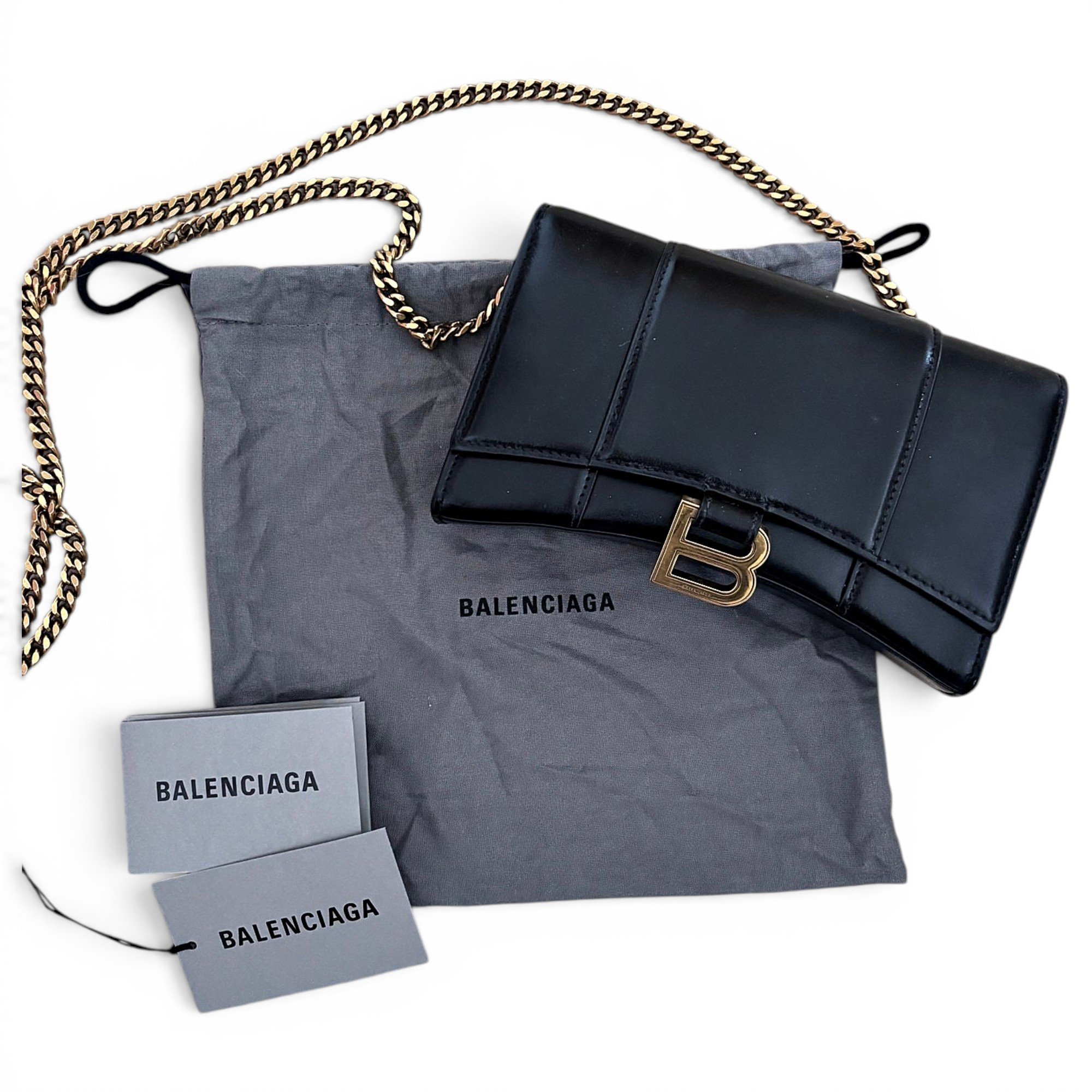 Leather clutch bag