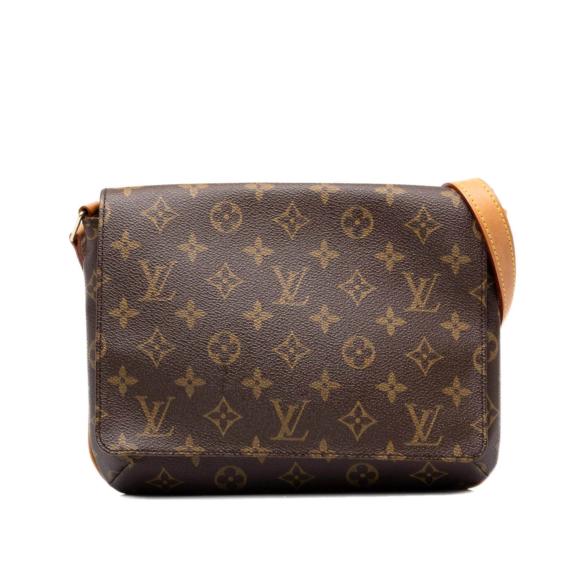 Musette leather handbag