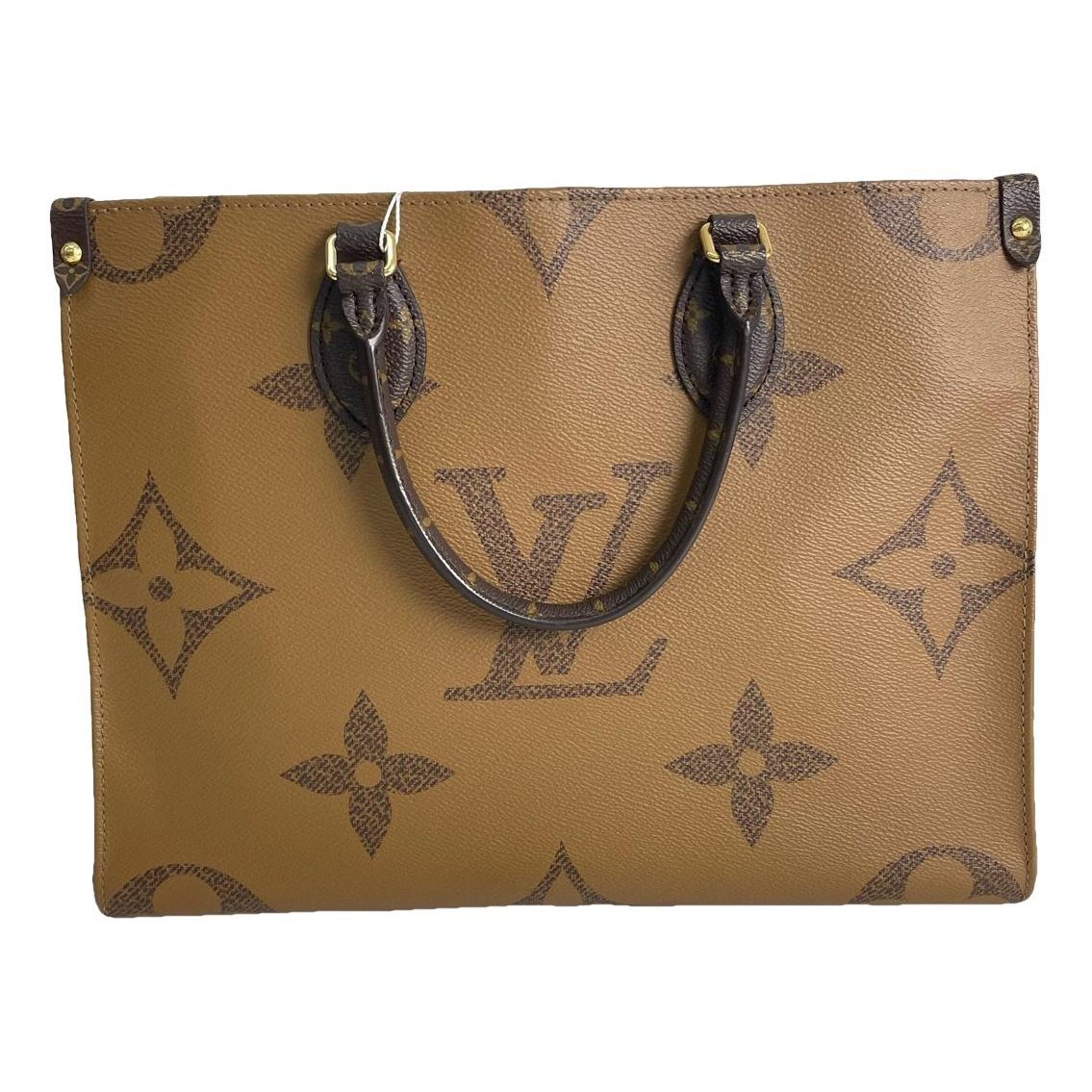 Onthego leather handbag