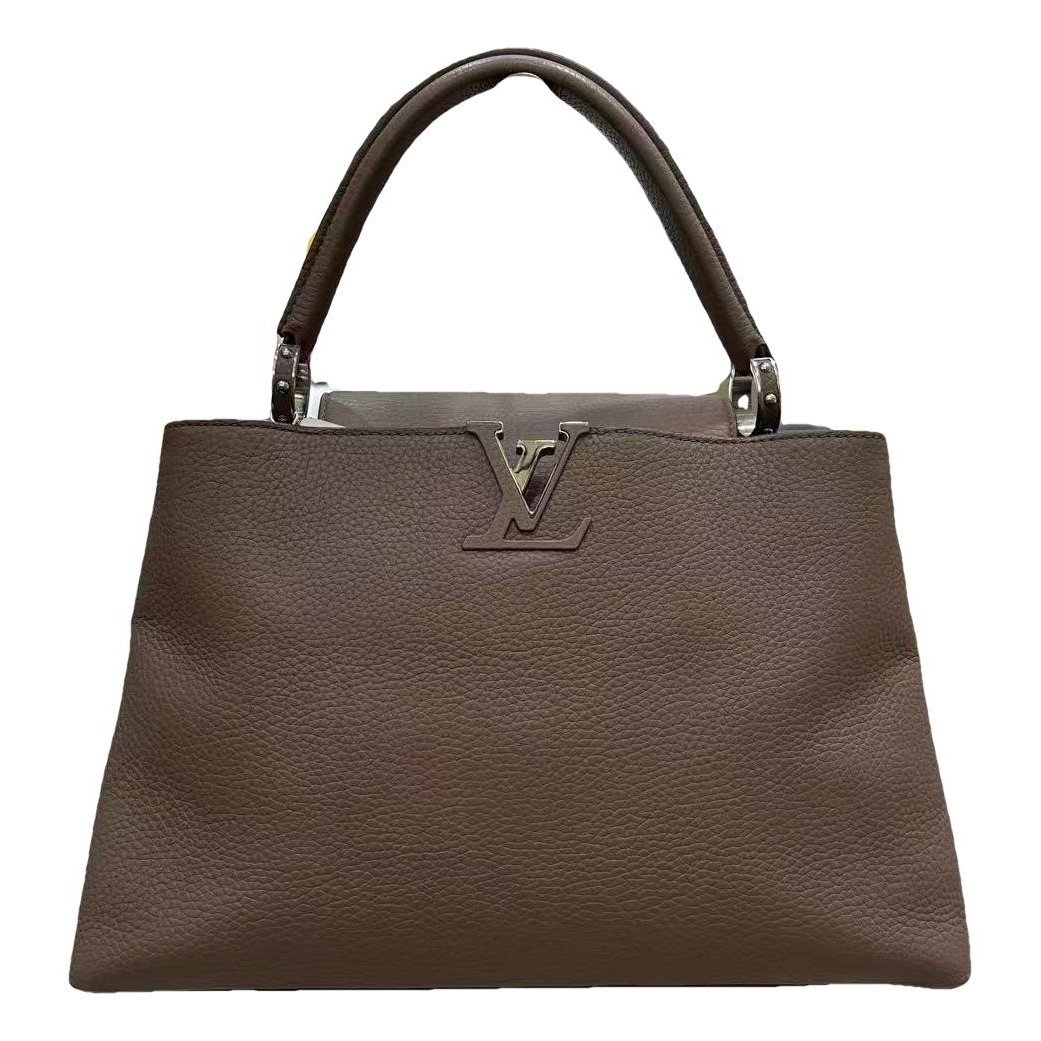 Capucines leather handbag