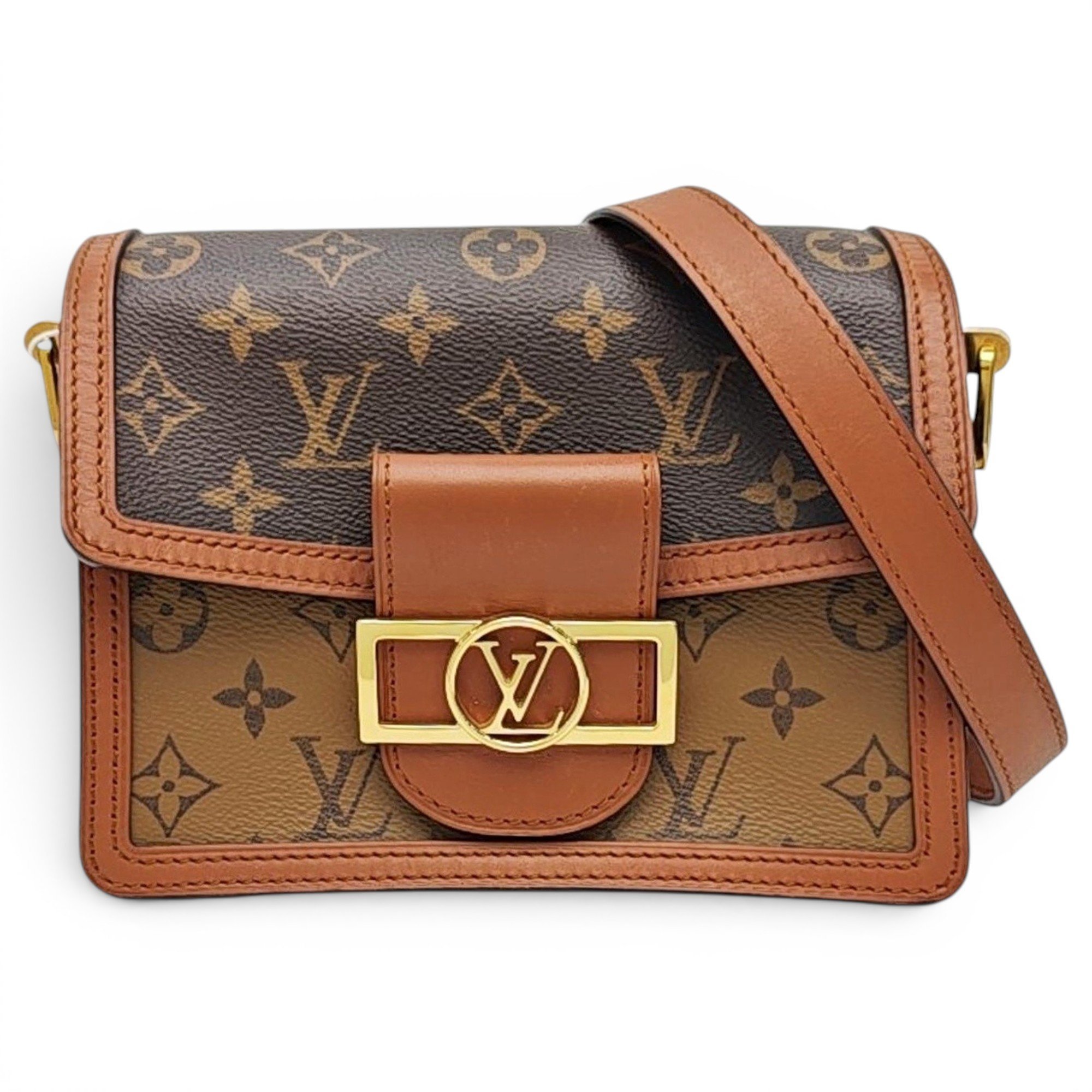 Dauphine leather handbag