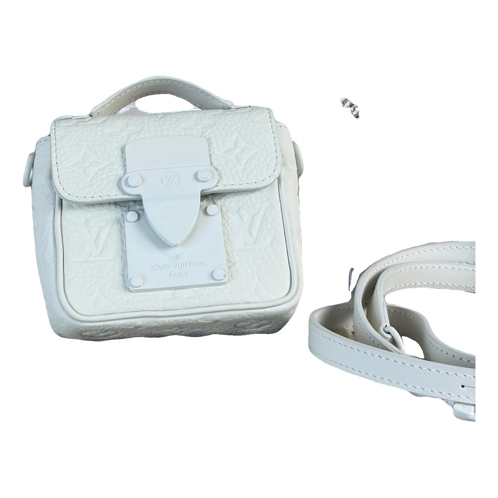 Locky BB leather handbag