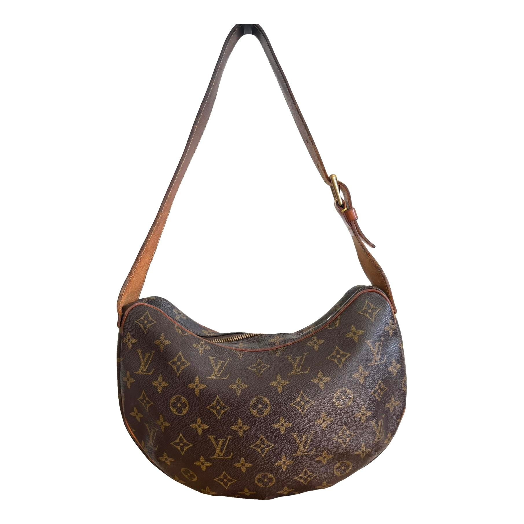 Croissant leather handbag