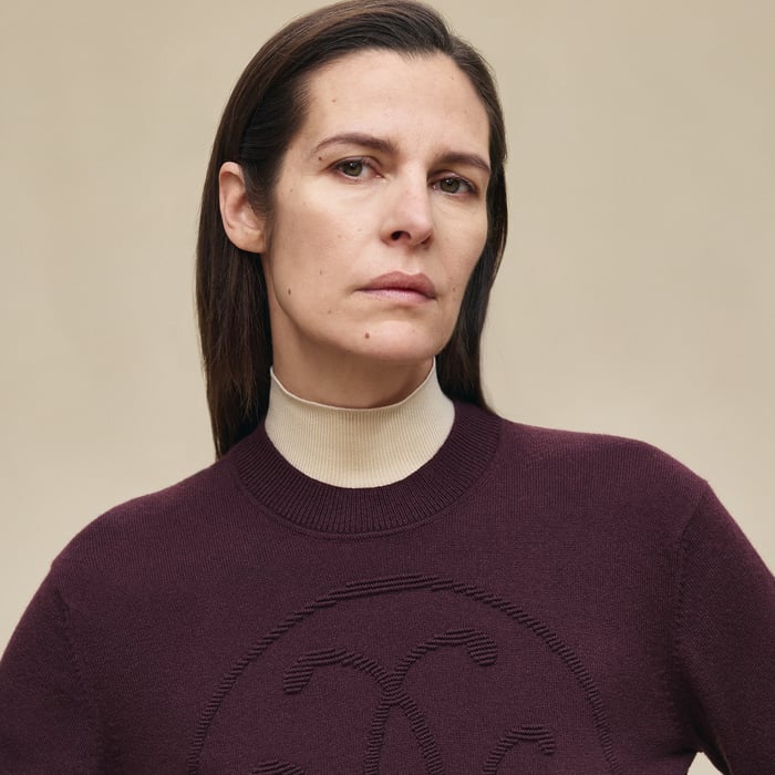 Rouge Bordeaux Cashmere "H Lift" Long-sleeve Sweater
