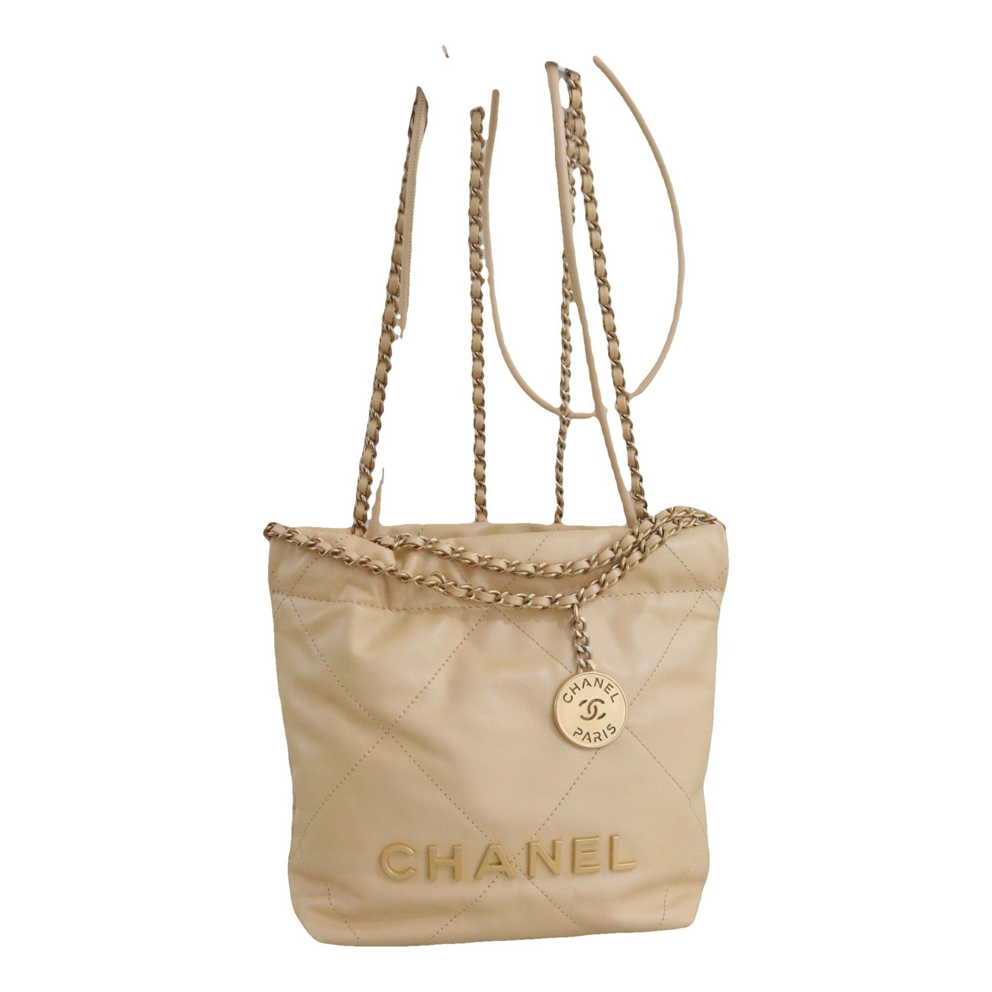 Chanel 22 leather handbag