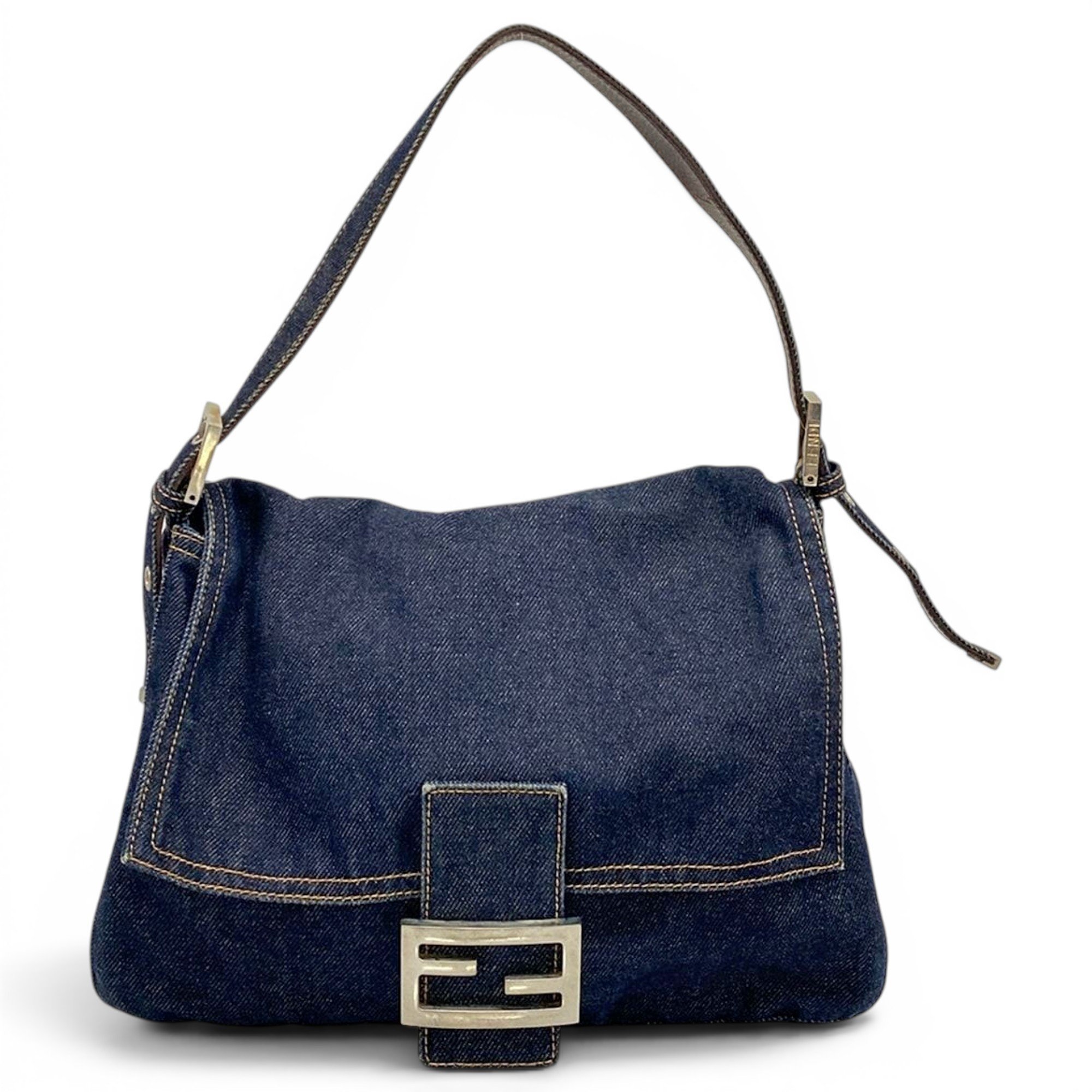 Pocket leather handbag