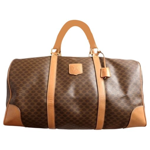Leather travel bag