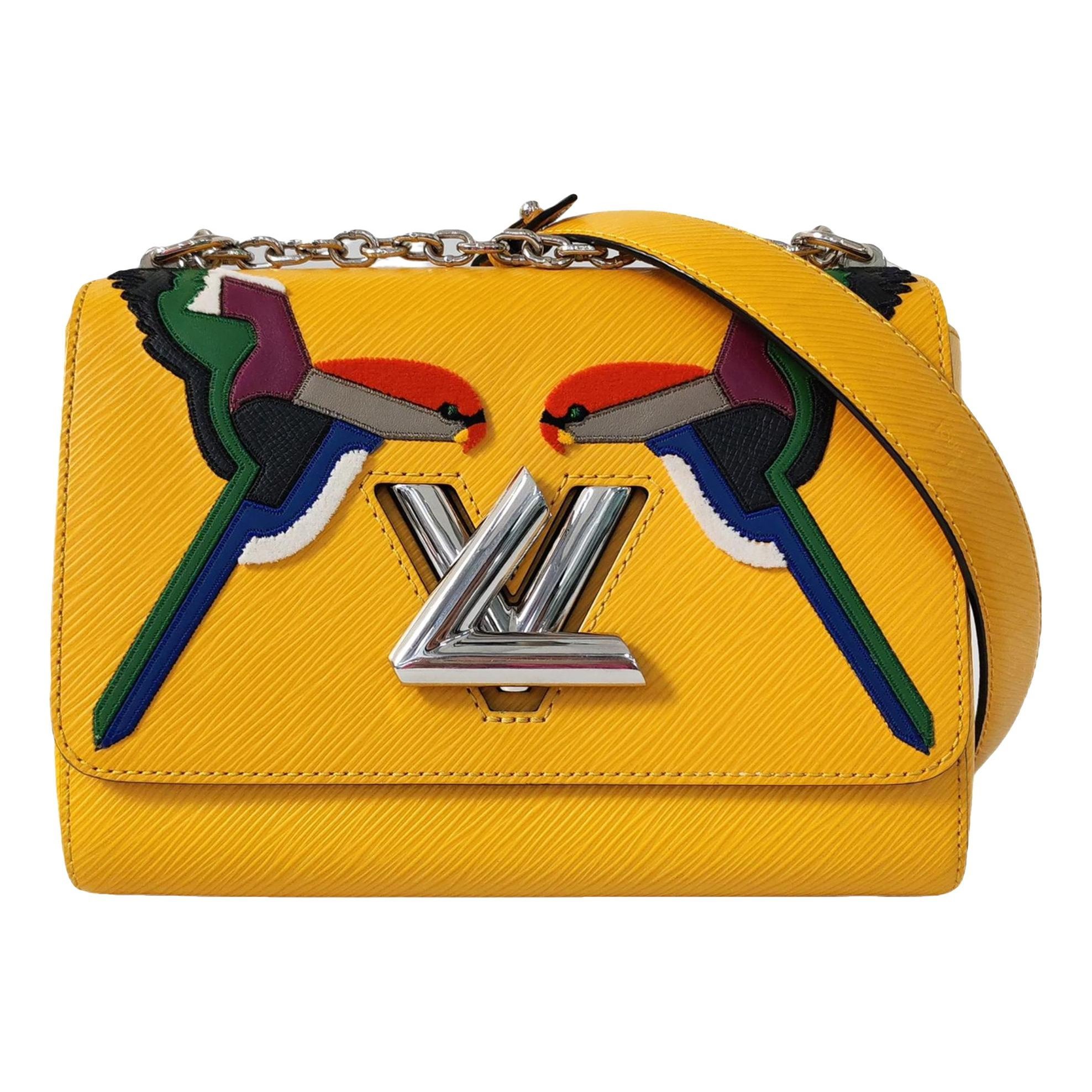 Twist leather crossbody bag