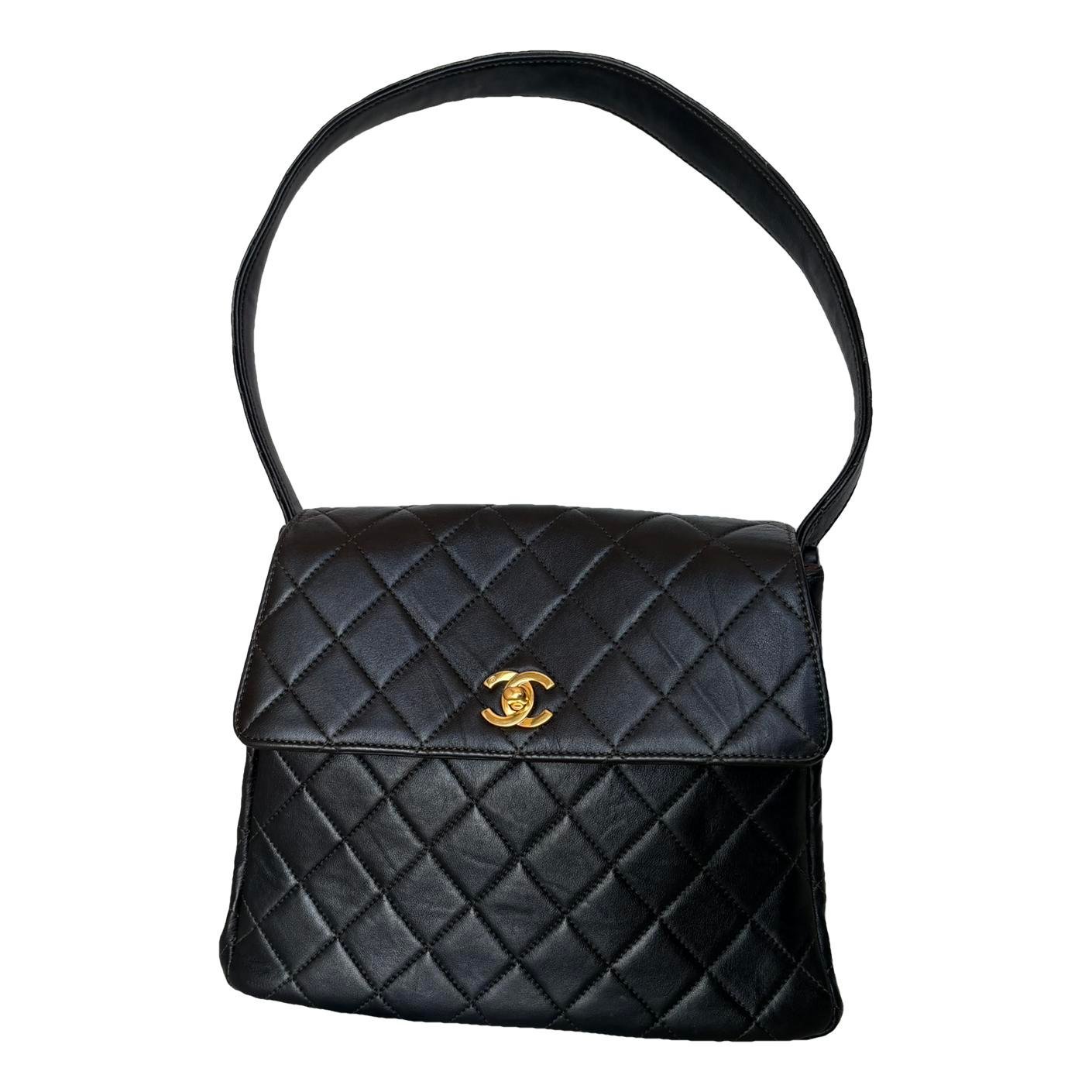 Trendy CC Top Handle leather handbag