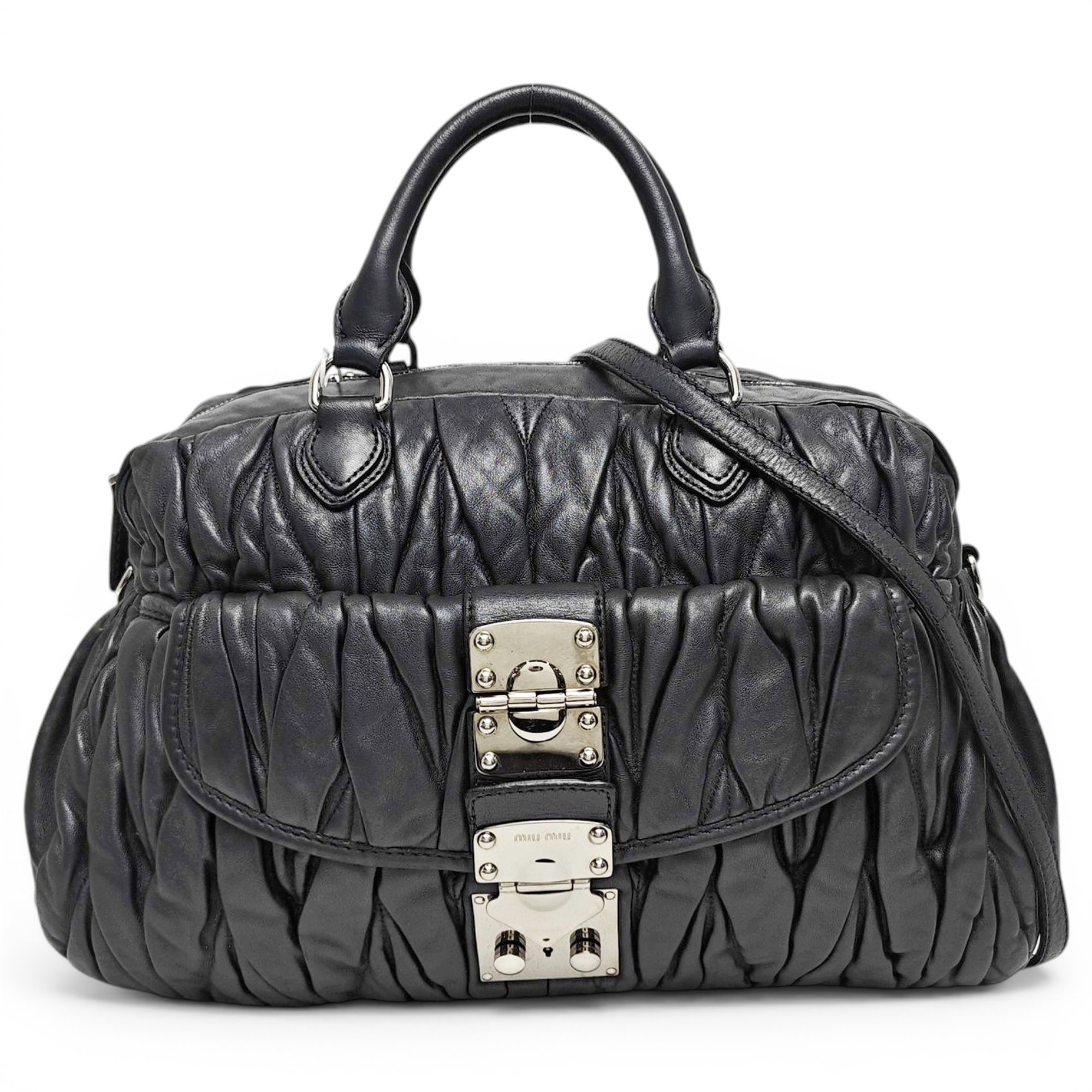Coffer leather handbag