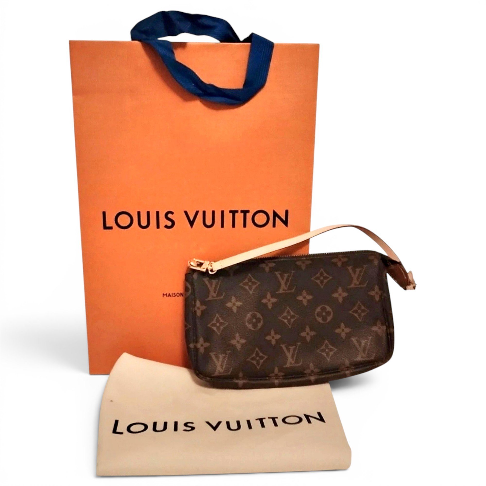 Pochette Accessoire leather handbag