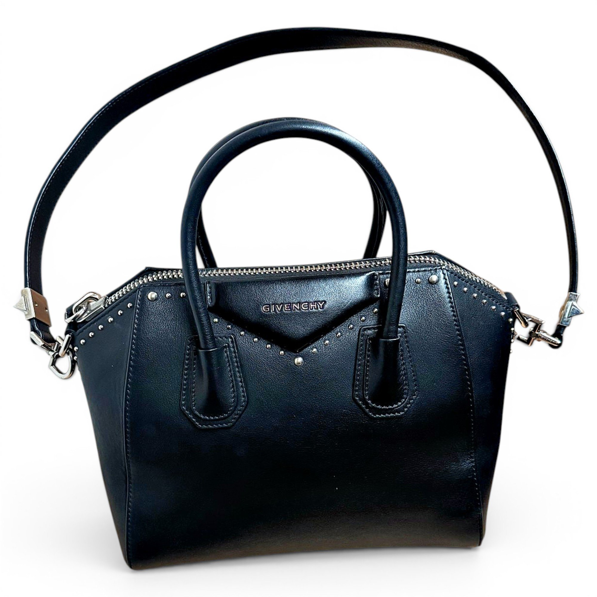 Antigona leather handbag