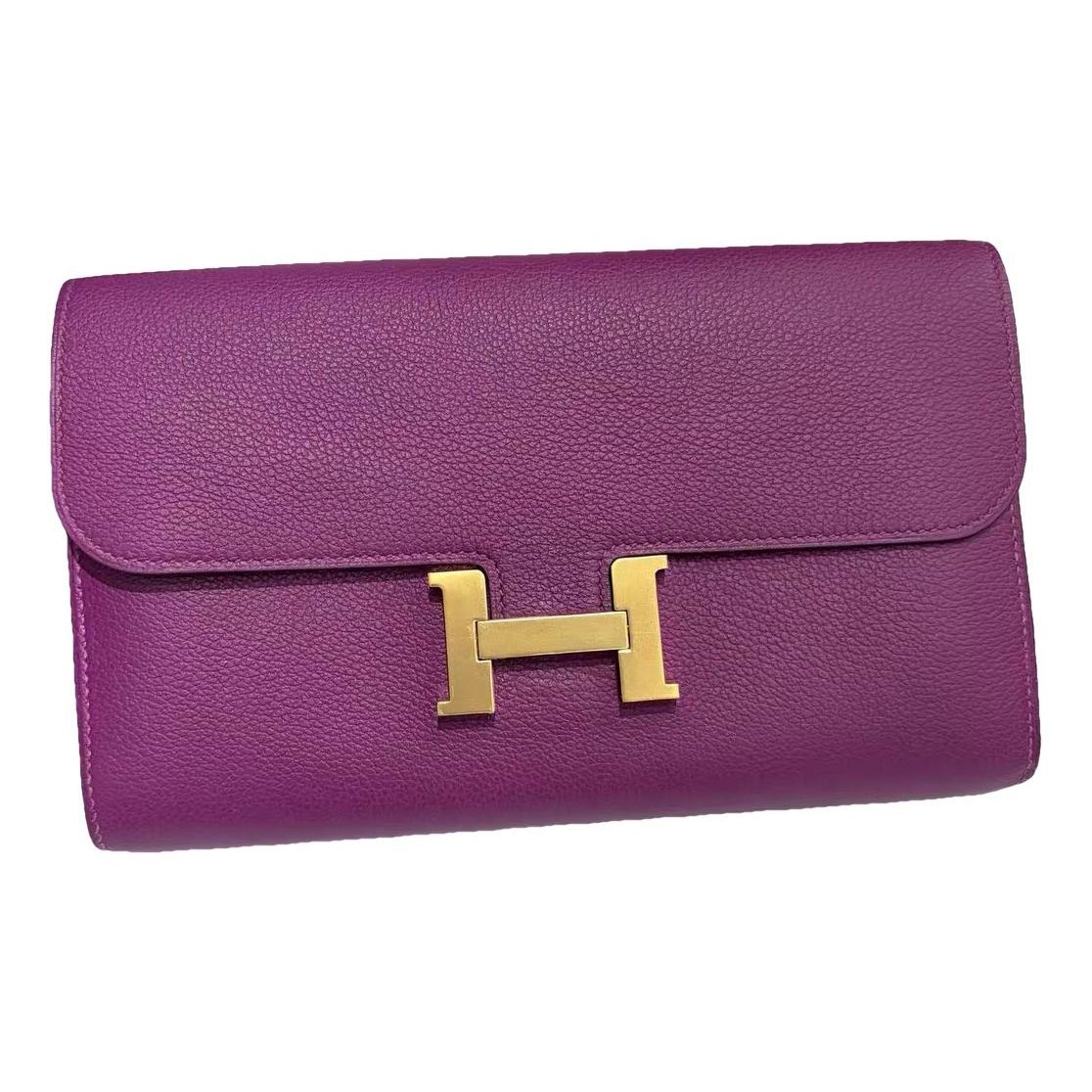 Leather clutch bag