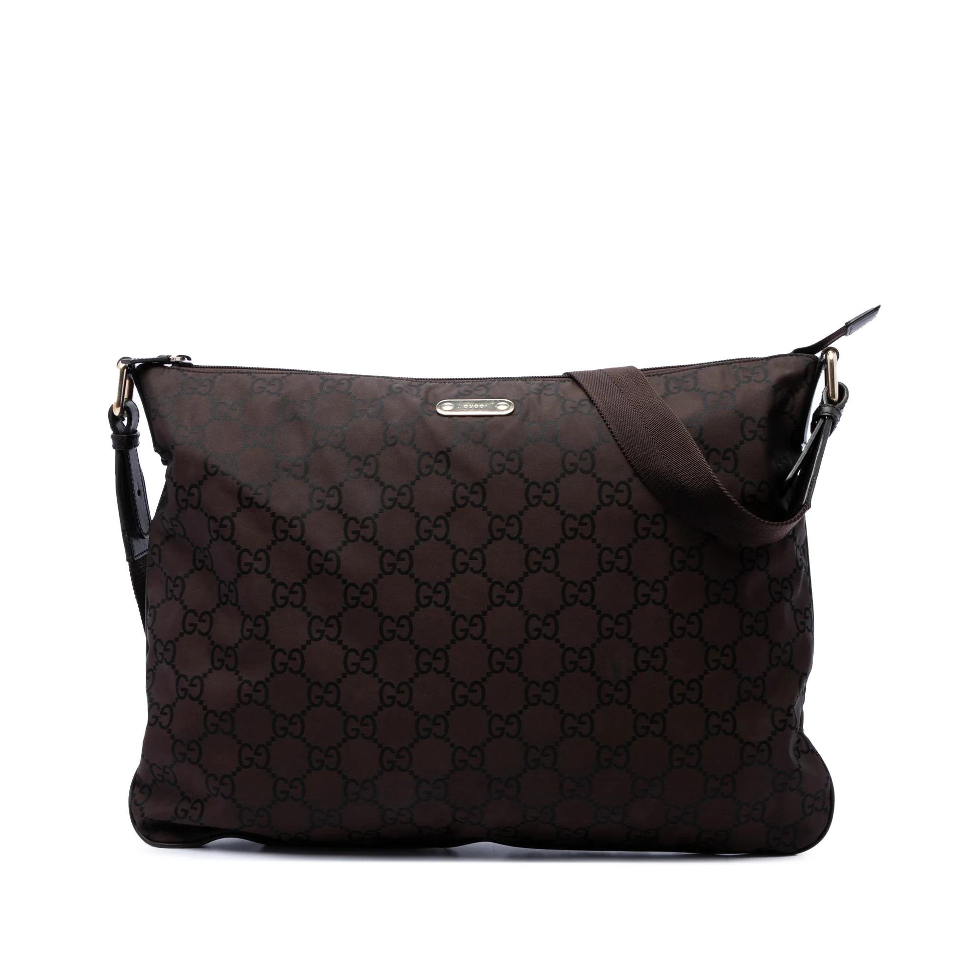 Gucci B crossbody bag