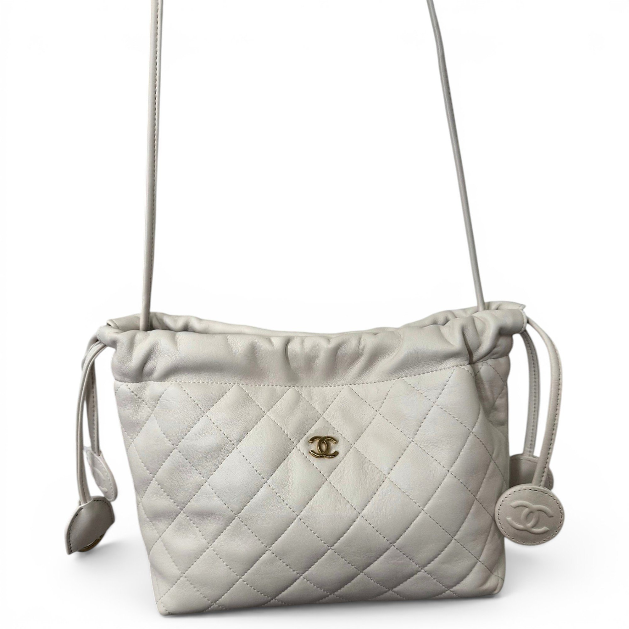 Chanel 25 leather crossbody bag