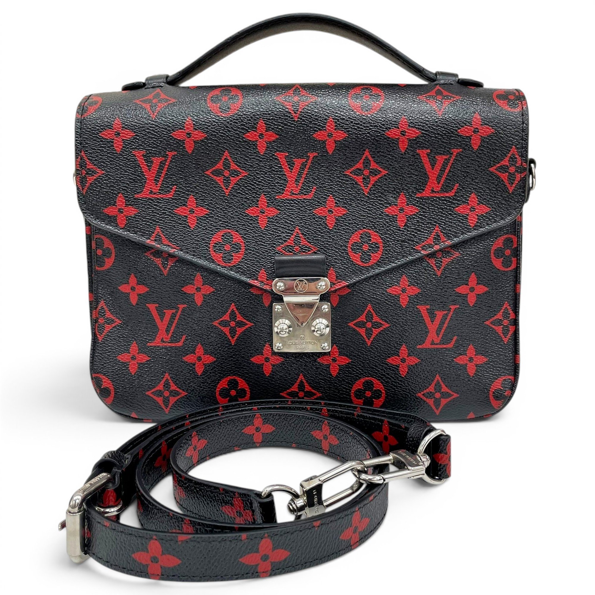 Metis leather handbag