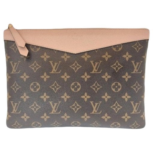 Leather clutch bag