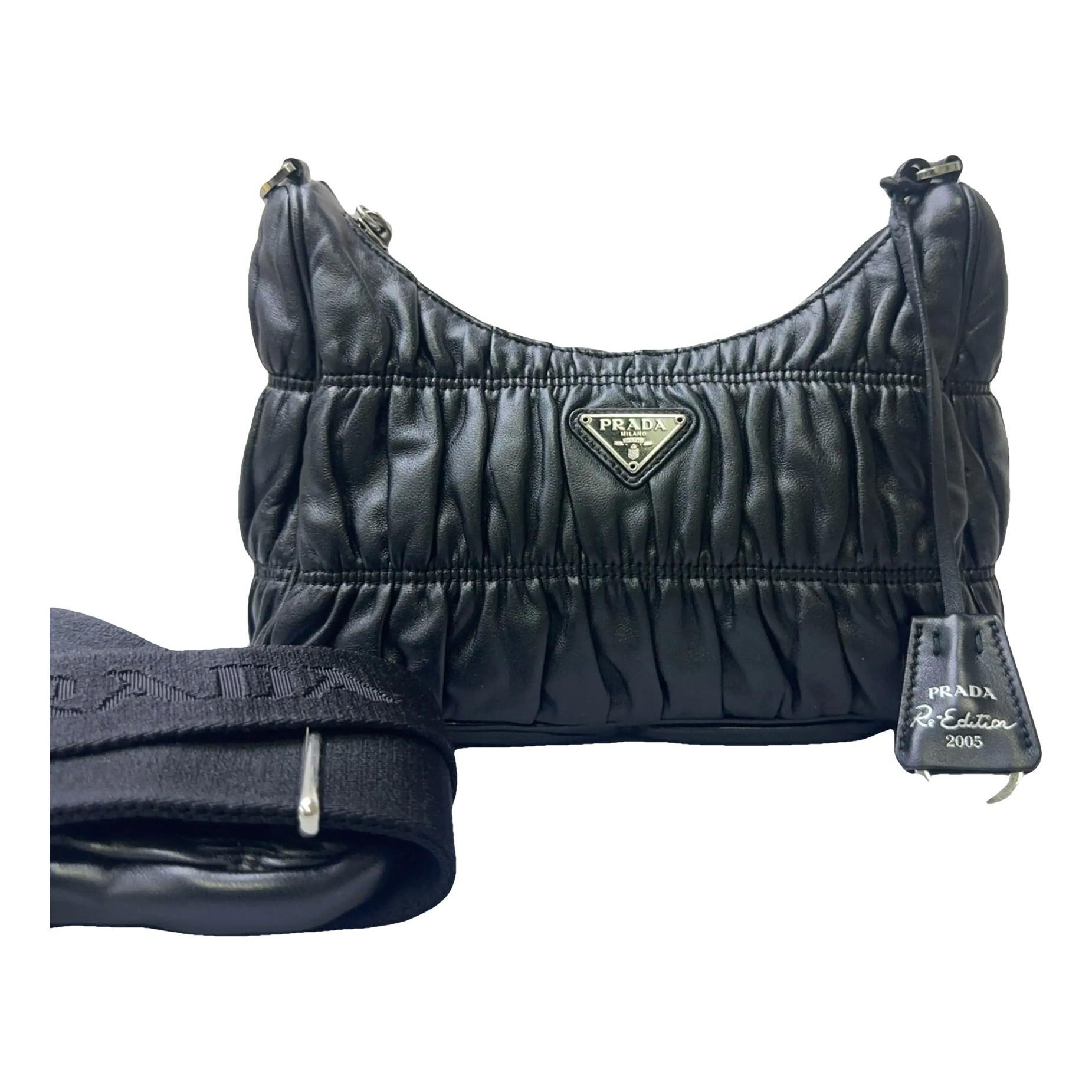 Re-Edition 1995 leather handbag