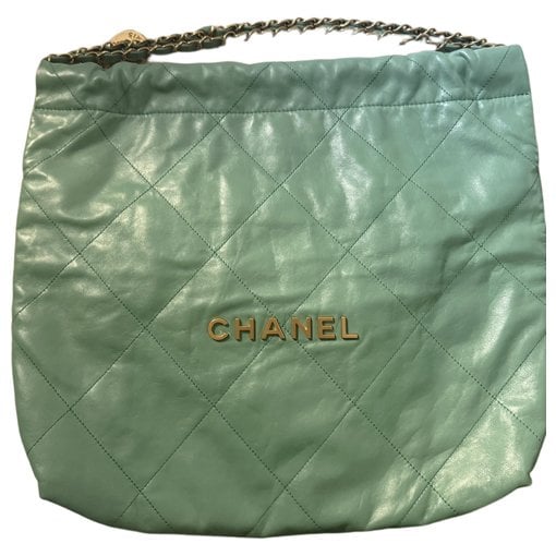 Chanel 22 leather handbag