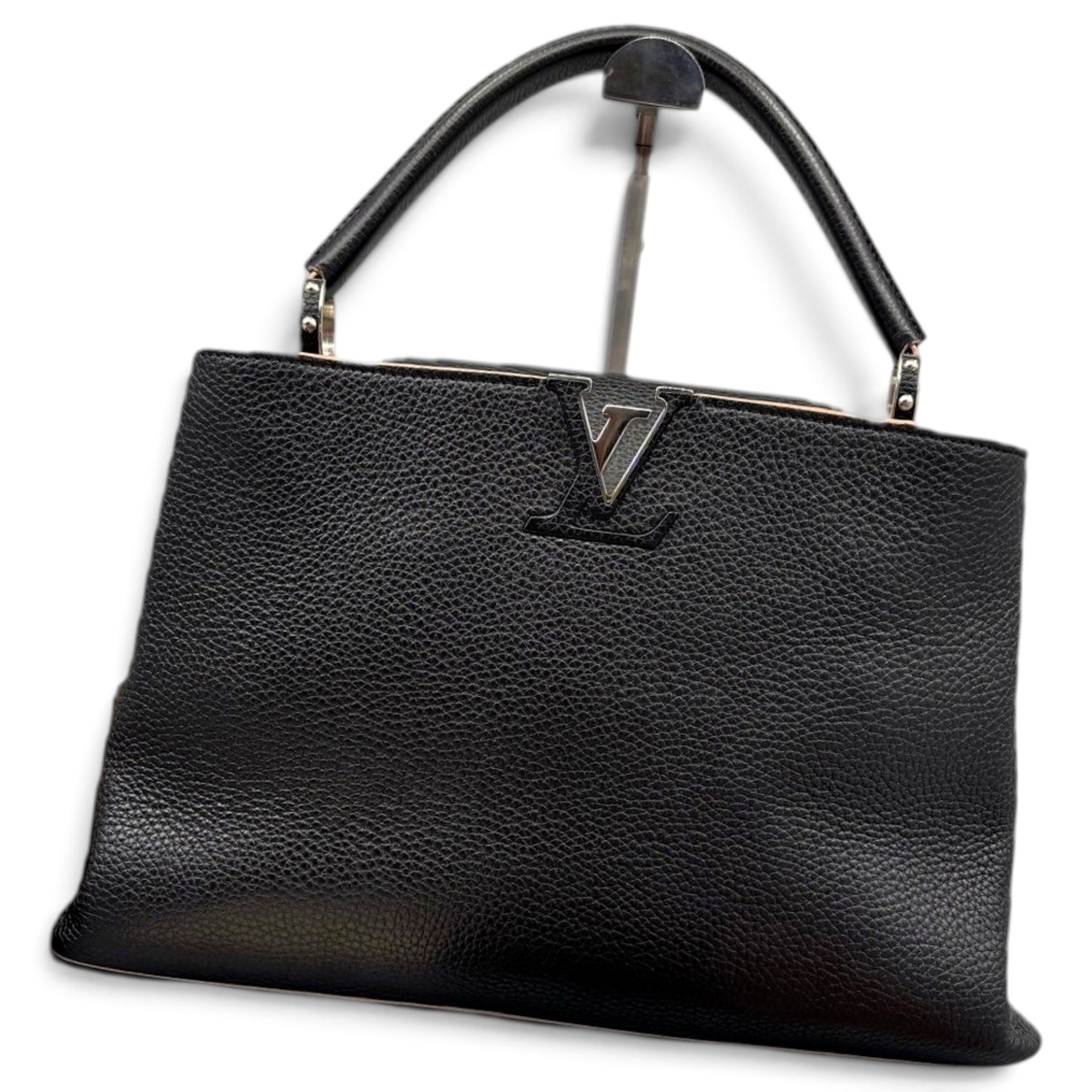 Capucines leather handbag