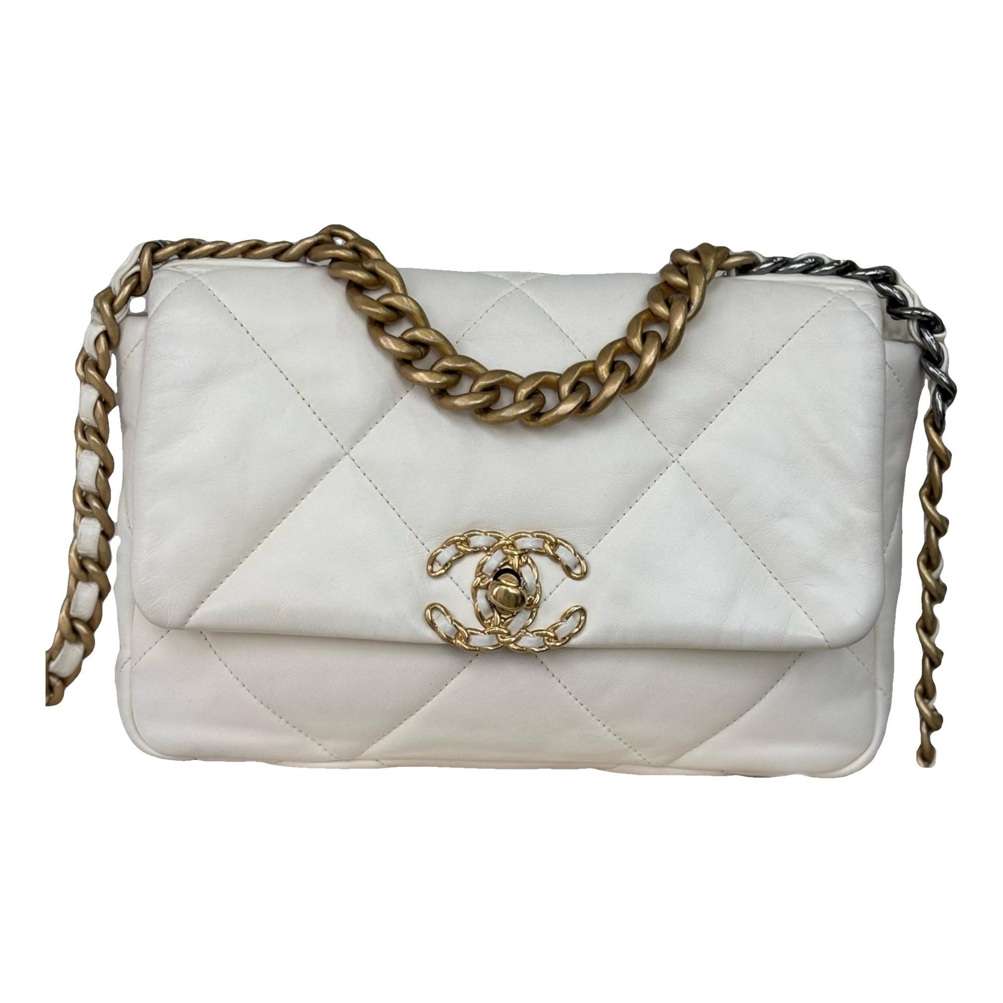 Chanel 19 leather handbag