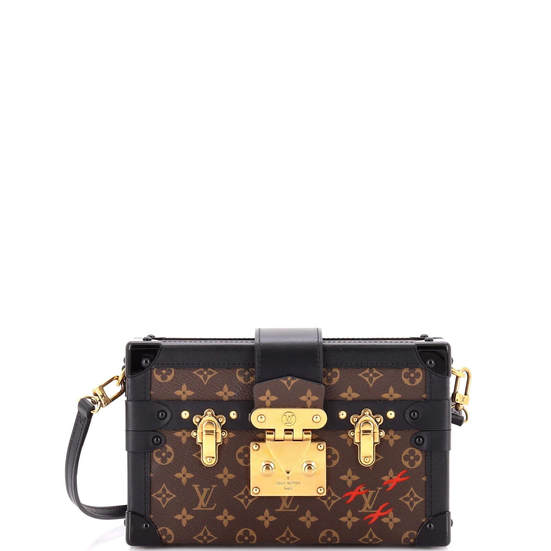 Cloth clutch bag