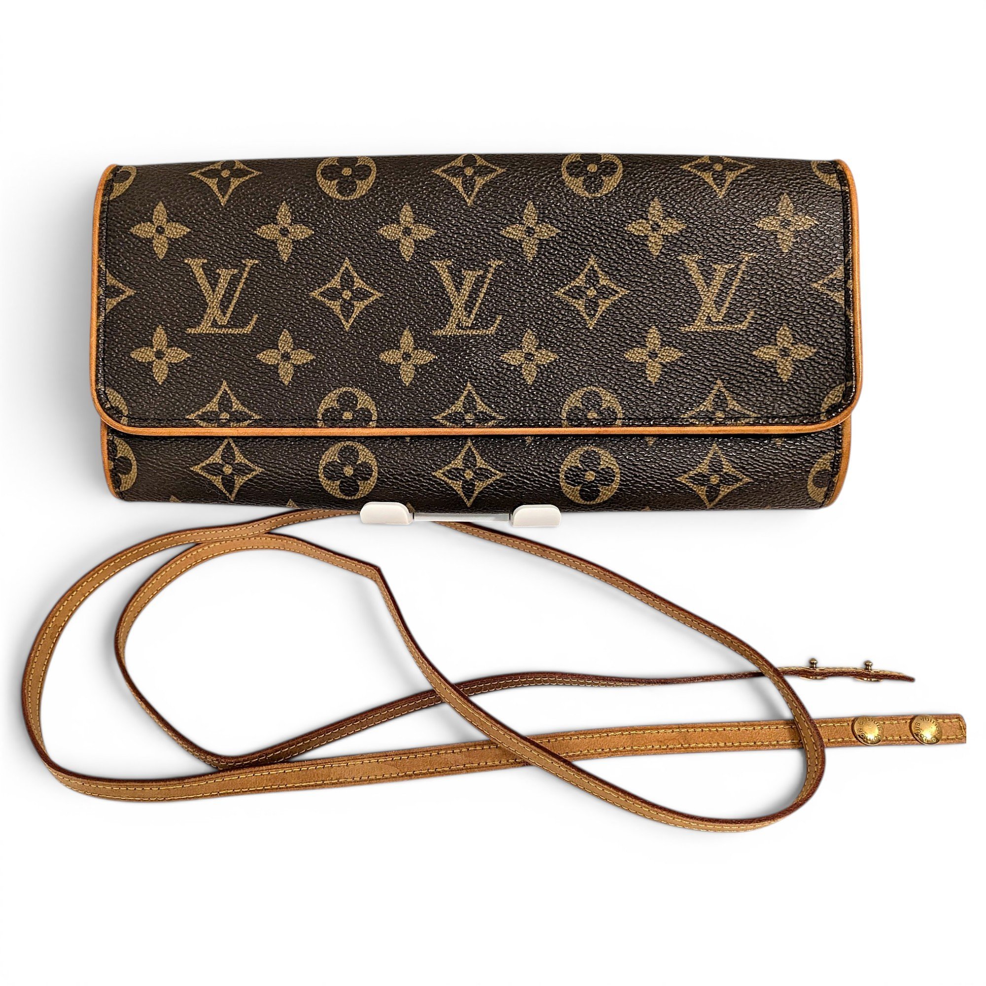 Leather clutch bag