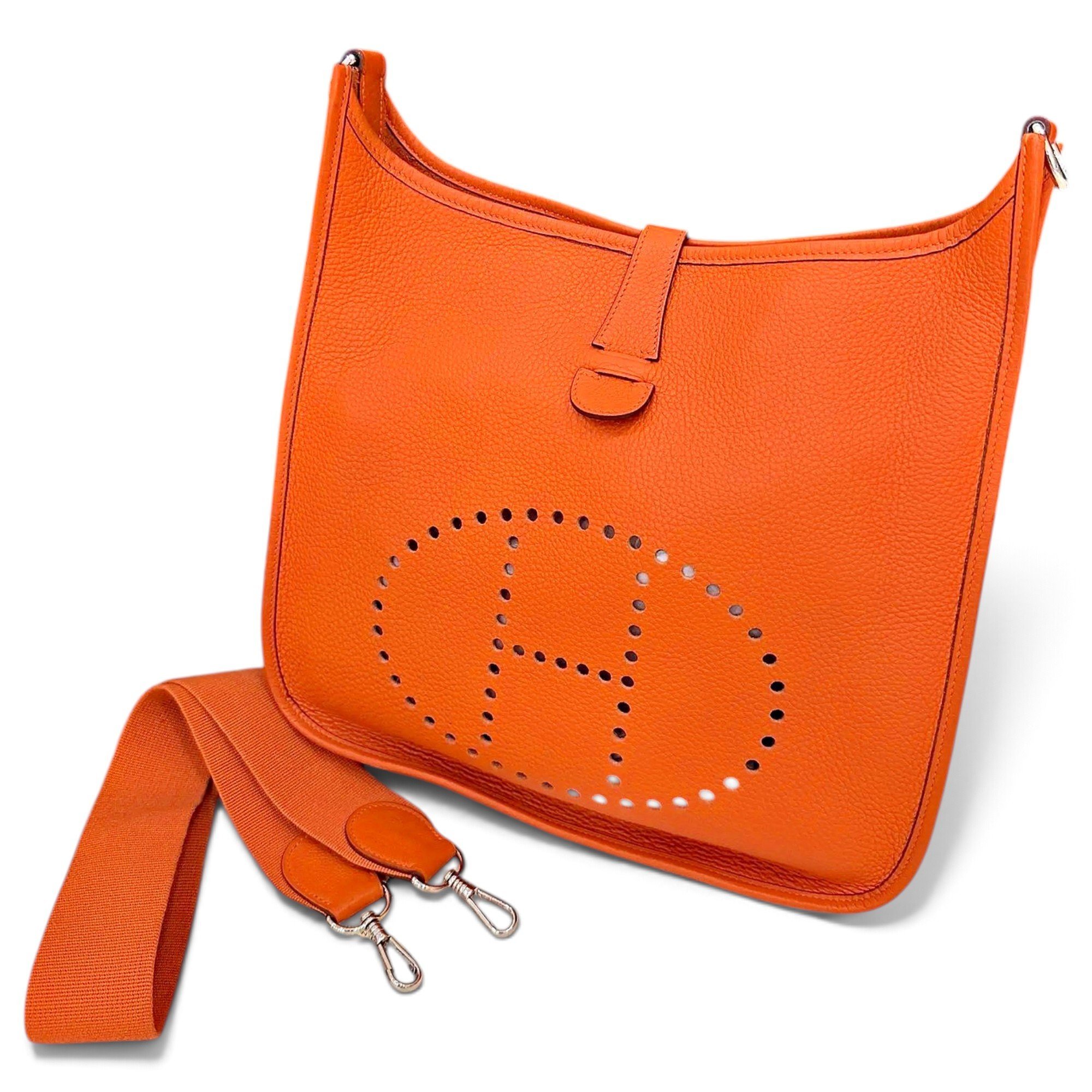 Evelyne leather handbag
