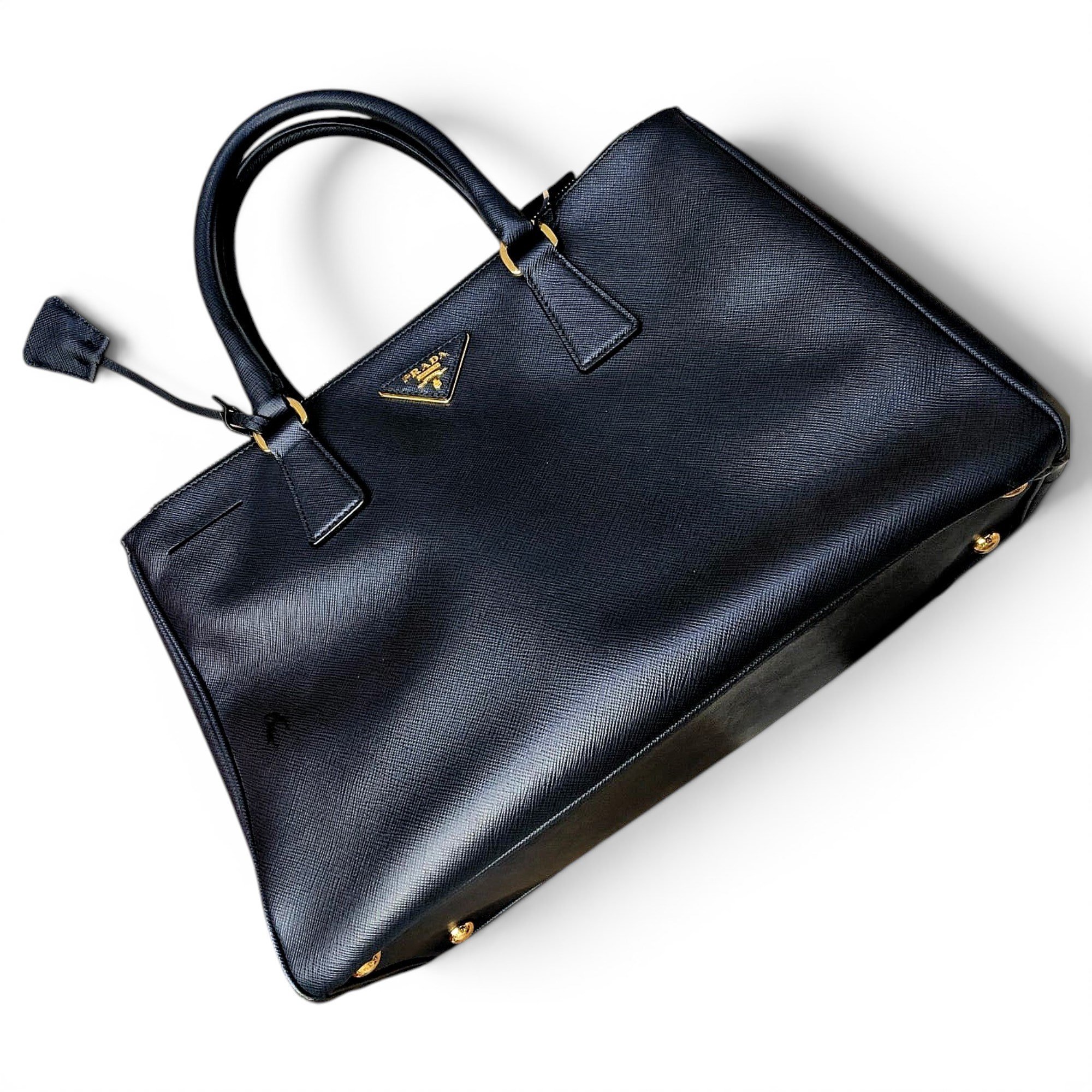 Leather tote