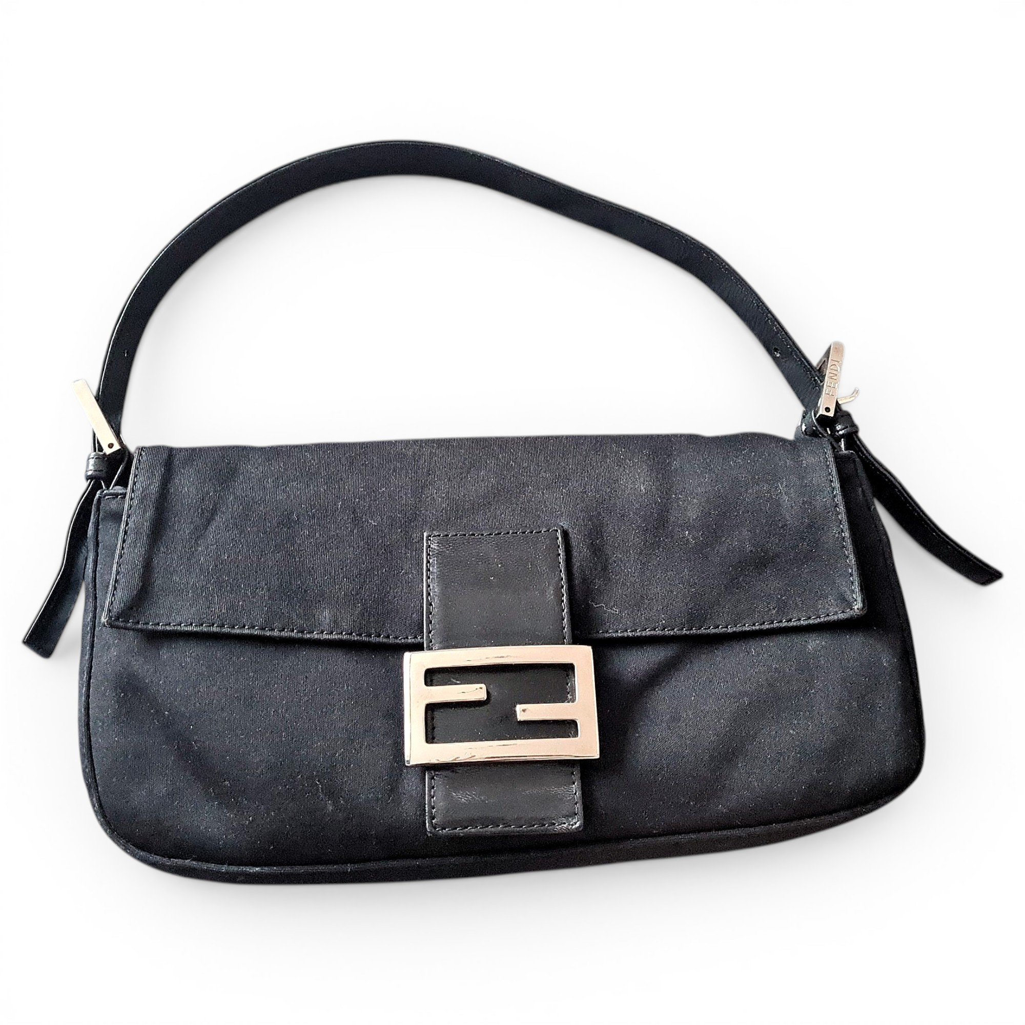 Baguette cloth handbag
