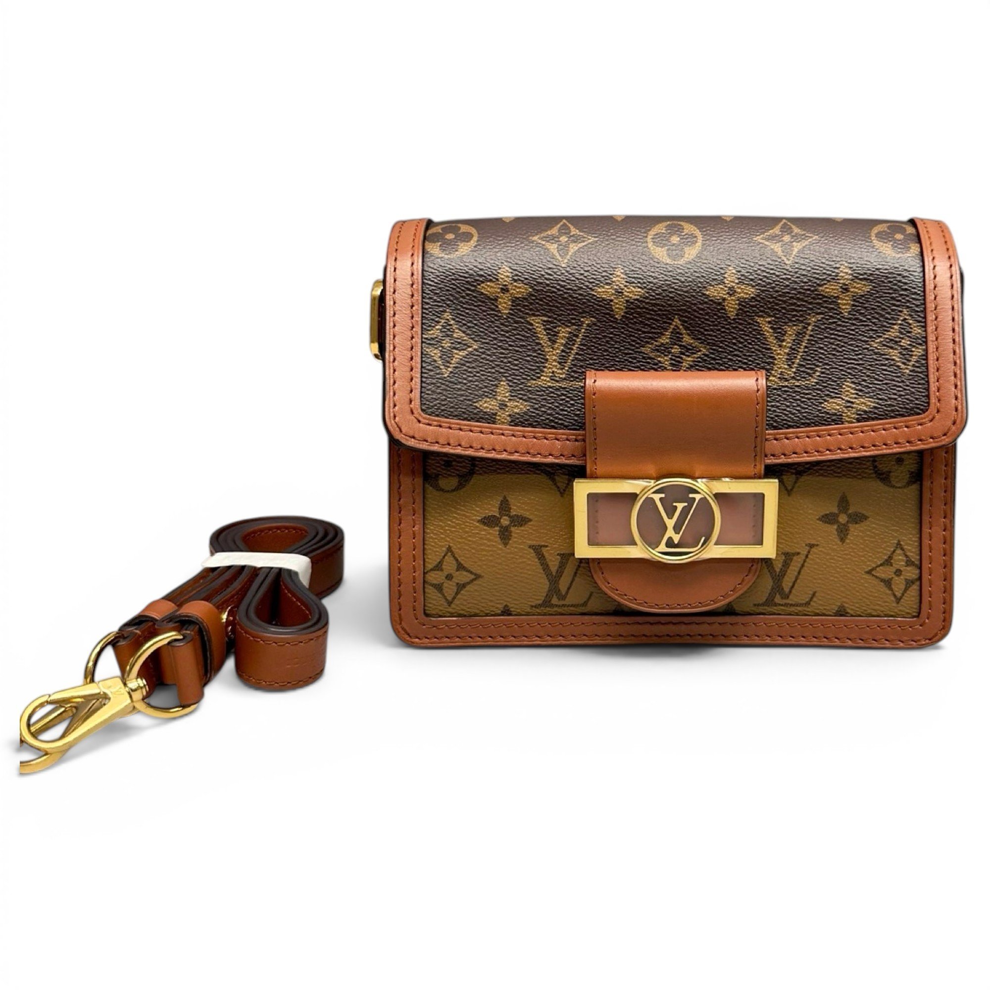Dauphine leather crossbody bag