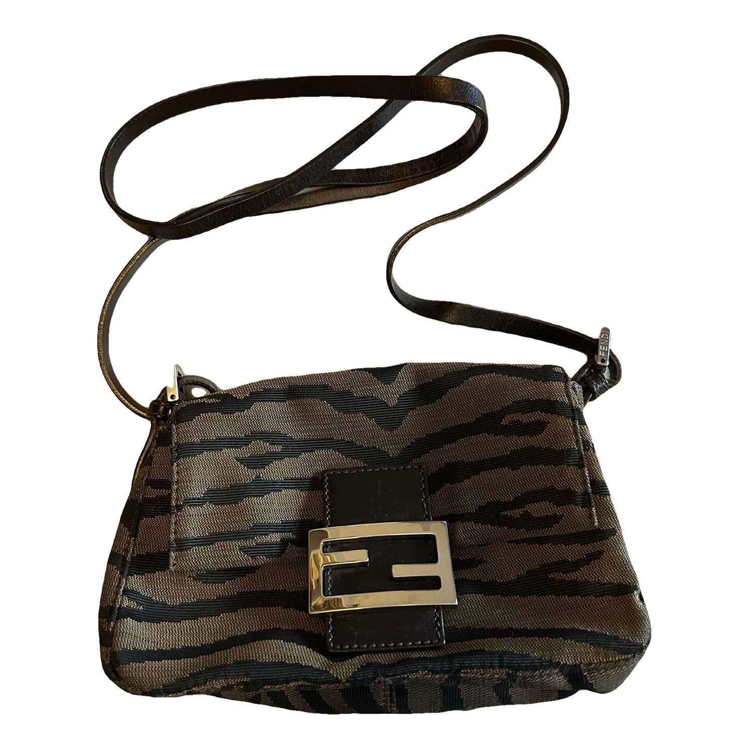 Baguette cloth handbag