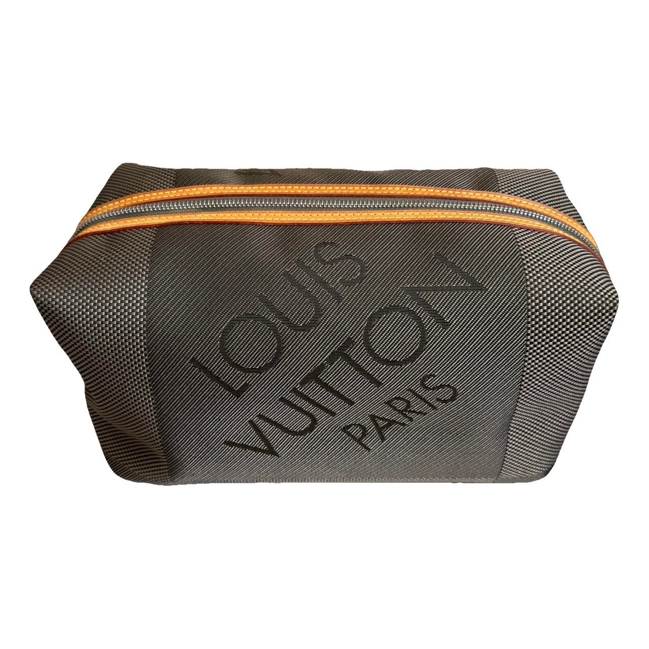 Cloth vanity case