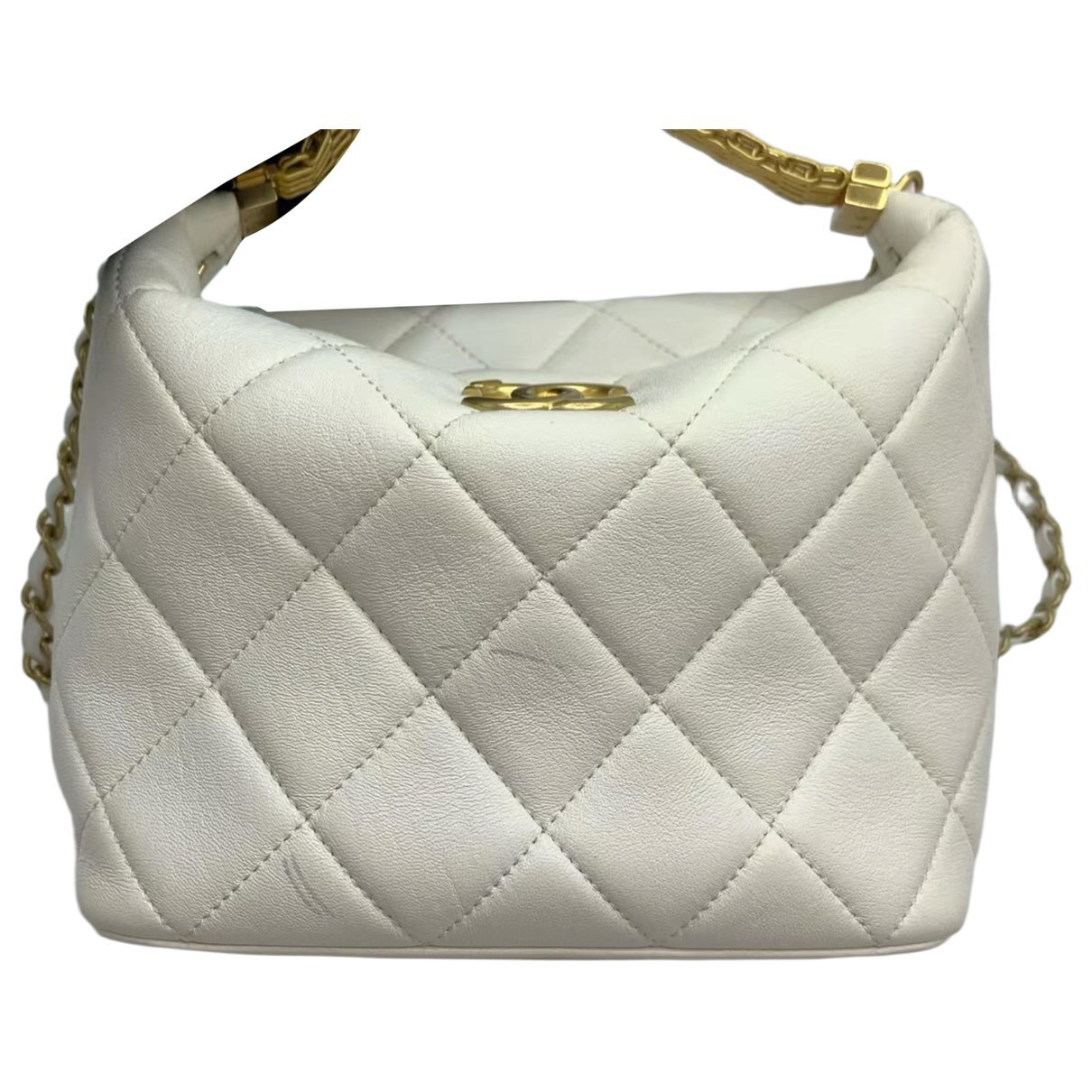 Chanel 19 leather handbag
