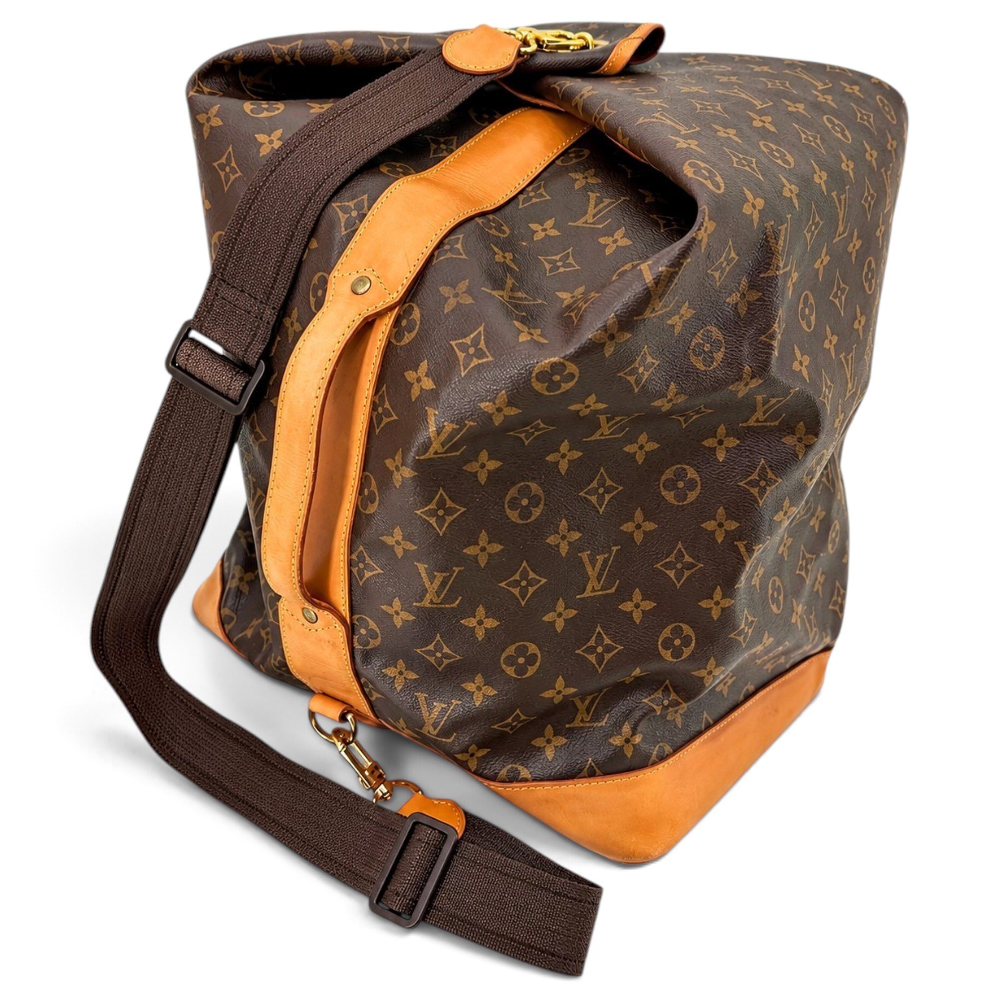 Louis Vuitton Marin leather travel bag