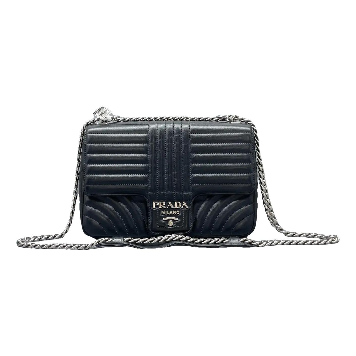 Diagramme leather crossbody bag